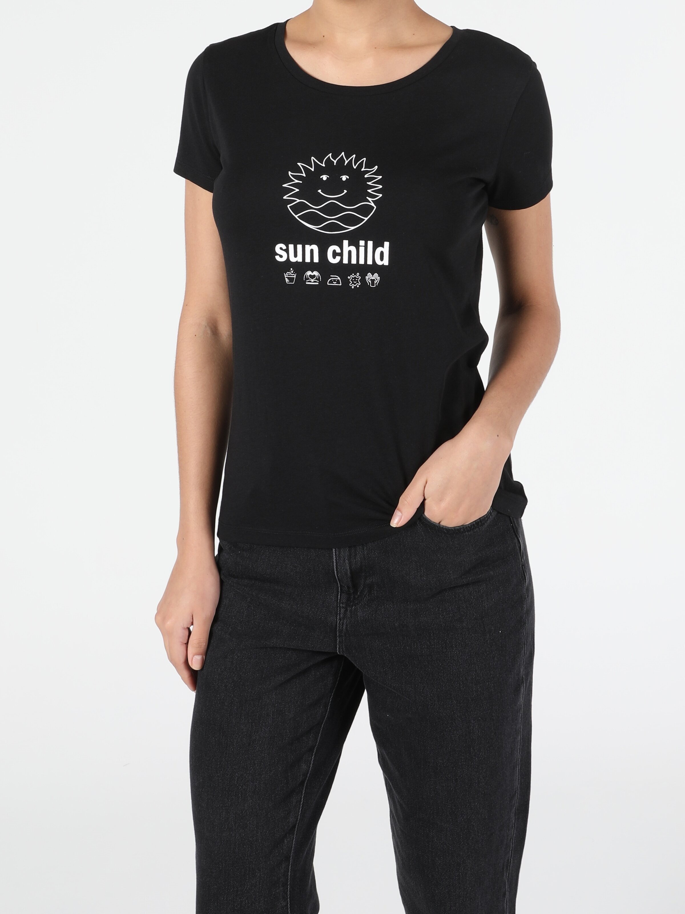 

Футболка Colin' CL1053338BLK  Black, Футболка Colin's CL1053338BLK S Black