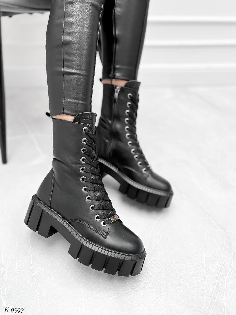 

Женские Ботинки Натуральная кожа Деми (9597) 40 26 см Черные