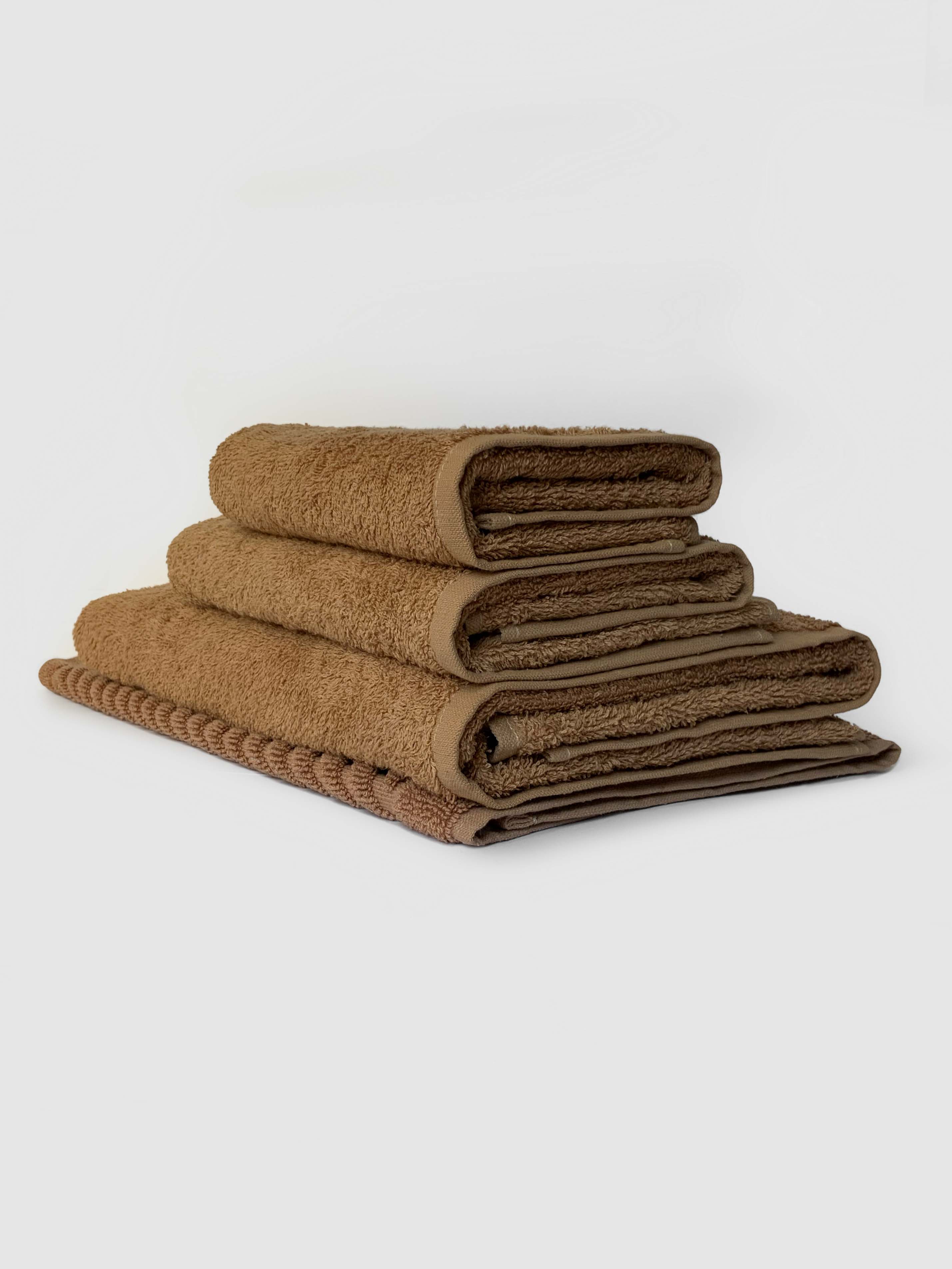 

Махровые полотенца набор из 4 штук DecorSoft 40x70, 50x70, 50x90, 70x140 (Бежевый/кэмэл)