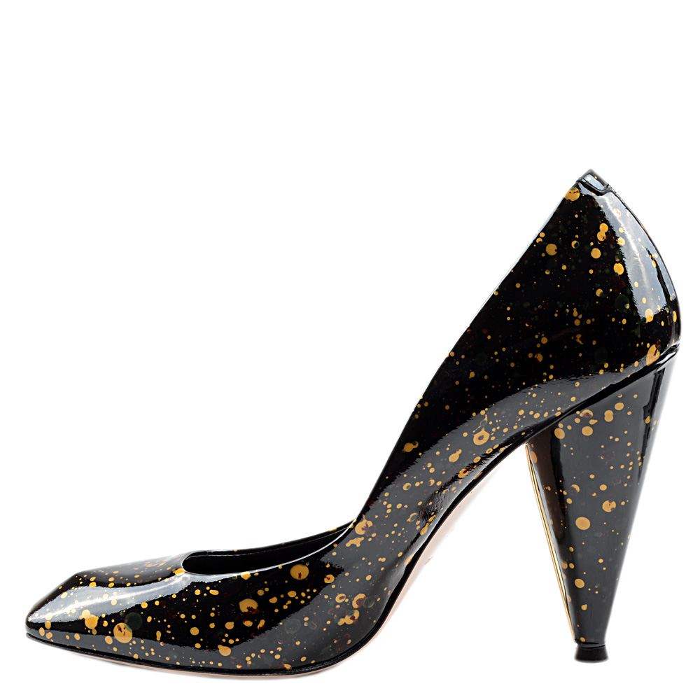 

Туфли Giorgio Fabiani 37 черный (G1045черный37)