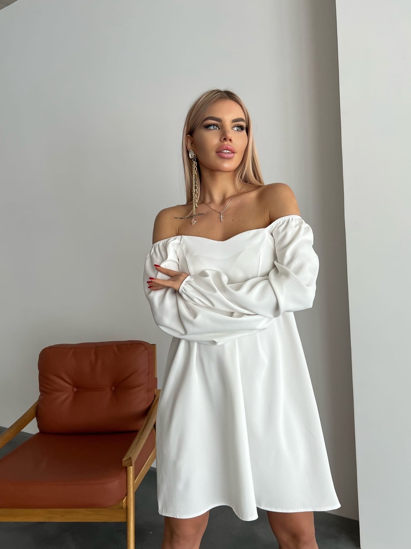 

Женское платье с объемными рукавами Le'Katrin 5277-5XL Белый