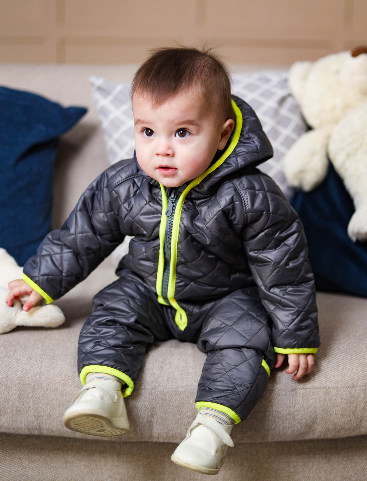

Комбинезон для мальчика демисезонный Morekids 68 тёмно-серый стеганый (8911-68)