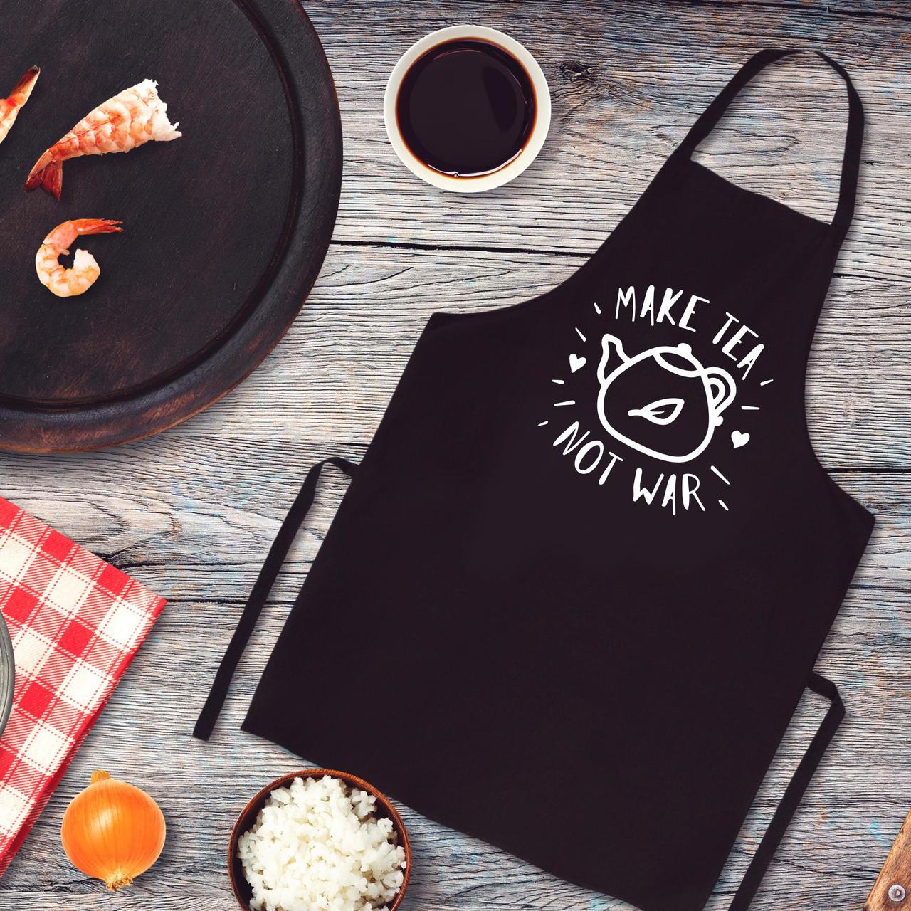 

Фартук с принтом "Make tea not war"