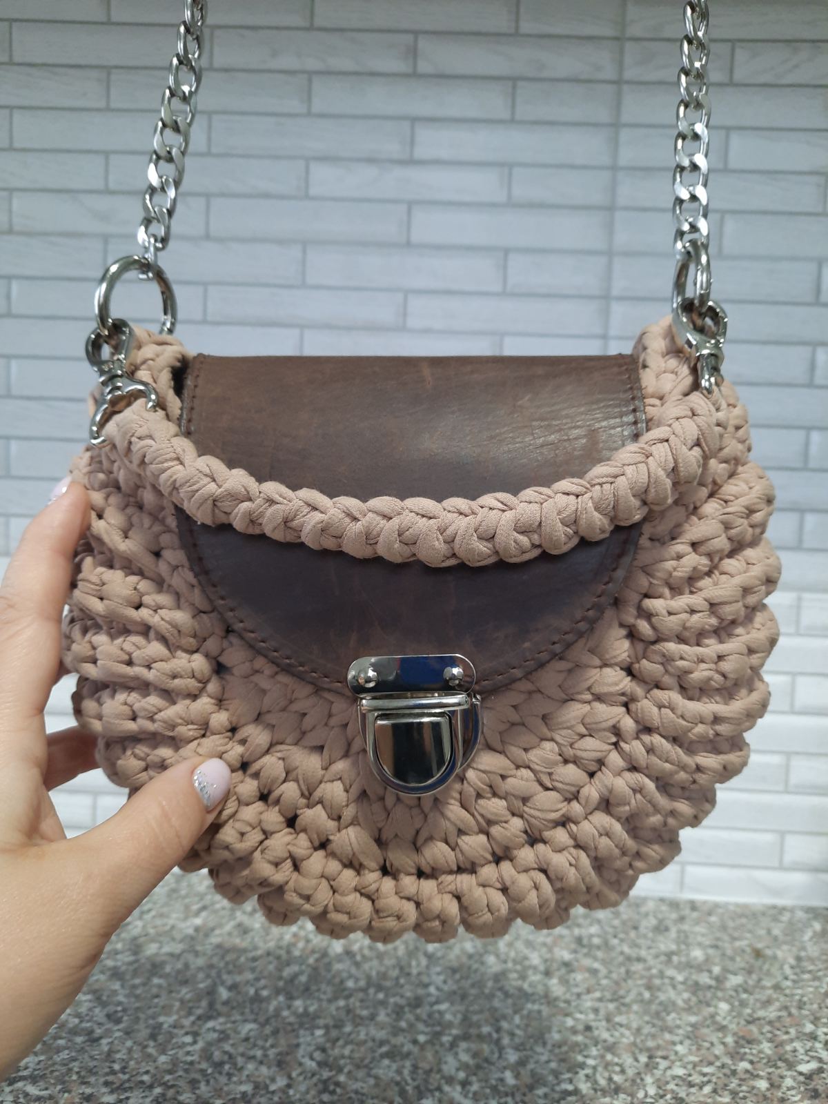 

Вязаная сумочка OREO бежевая 24*20cm