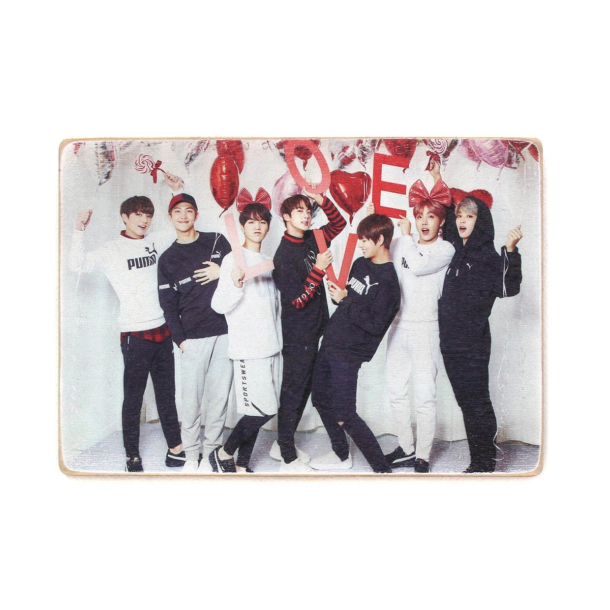 

Деревянный постер Wood Posters "BTS. Все участники группы" (A1 формат, фанера)