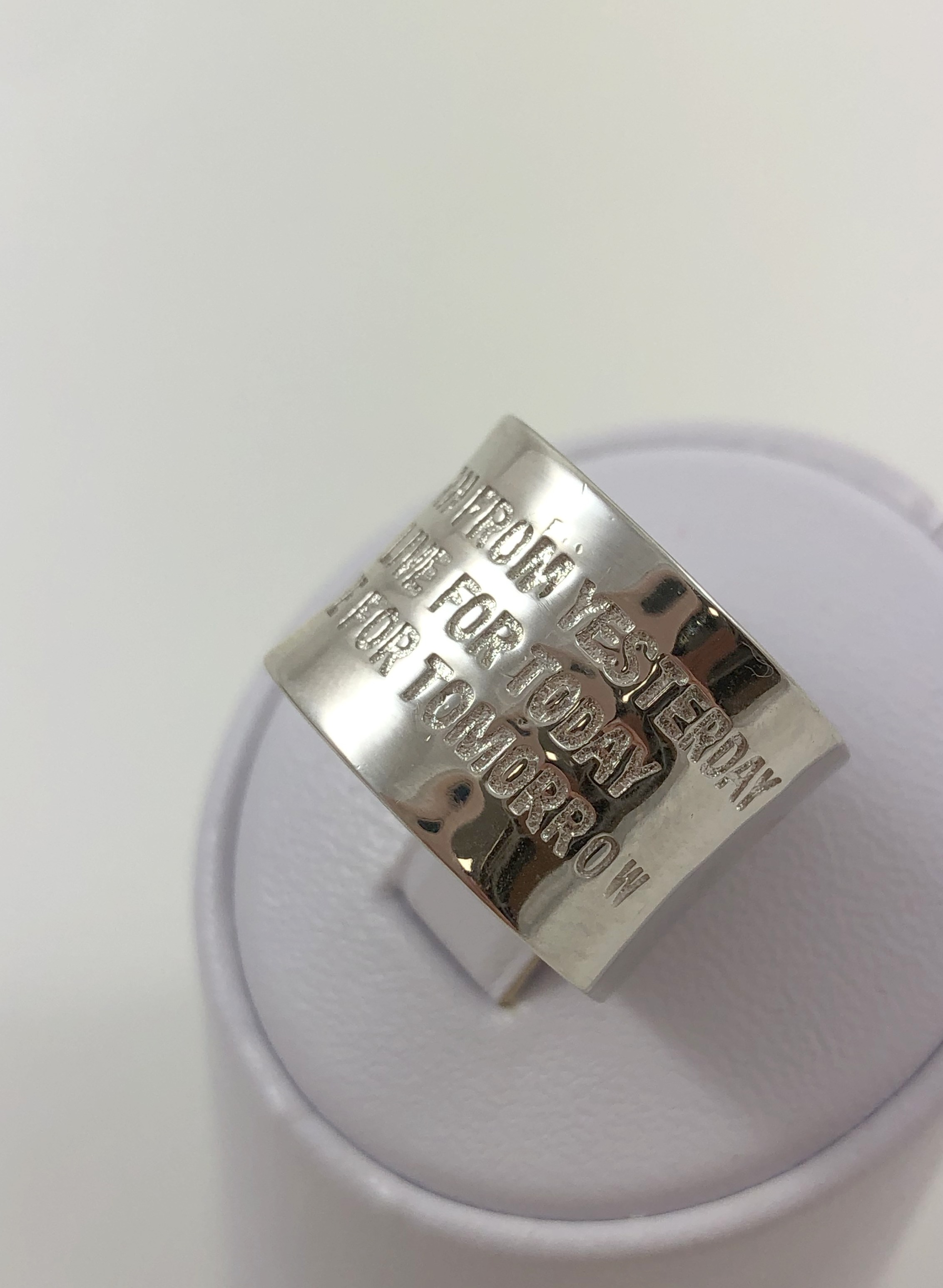 

Кольцо серебряное SLROC74932 (18.5 р.)