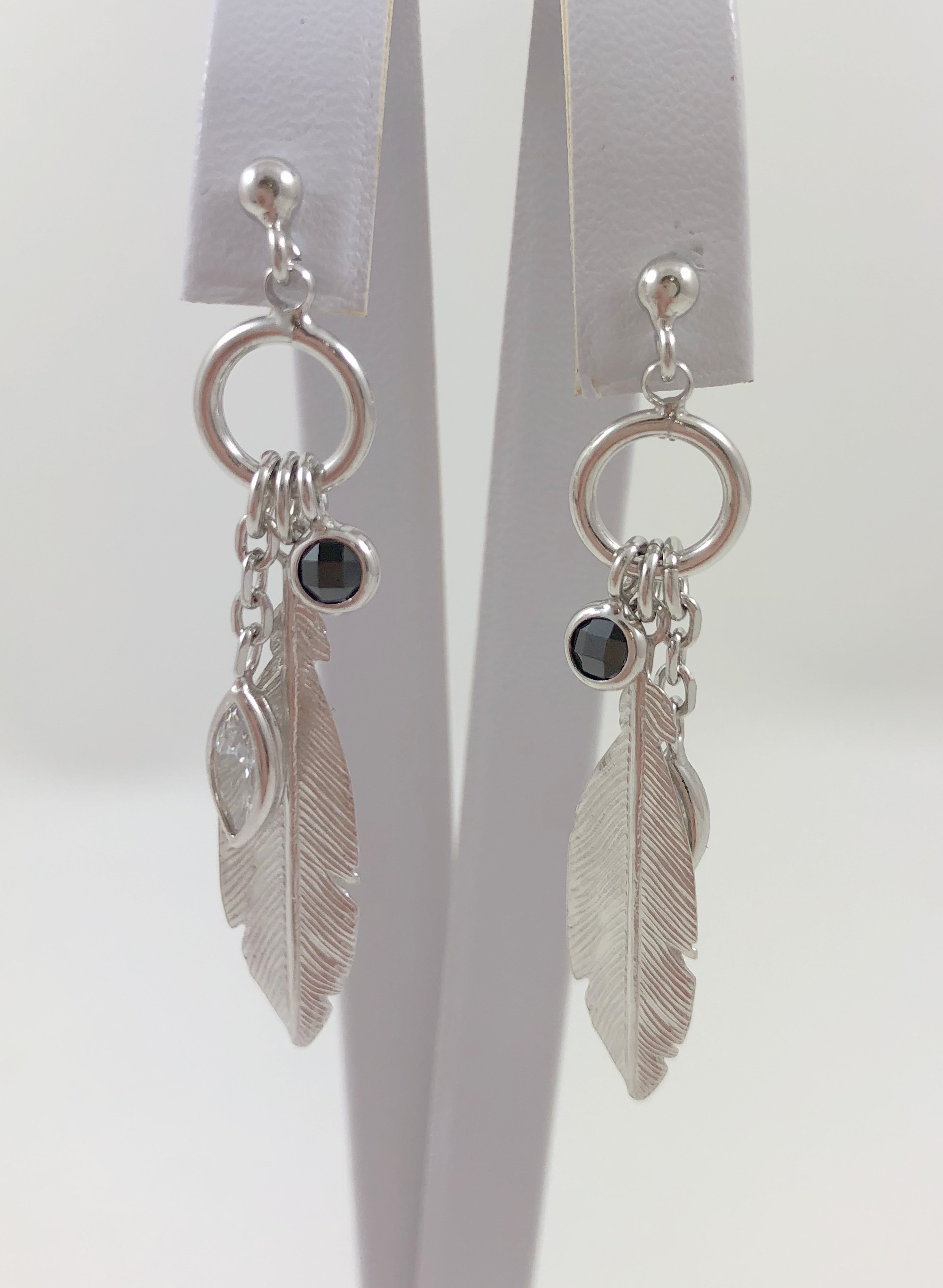 

Серьги серебряные ORT017-U