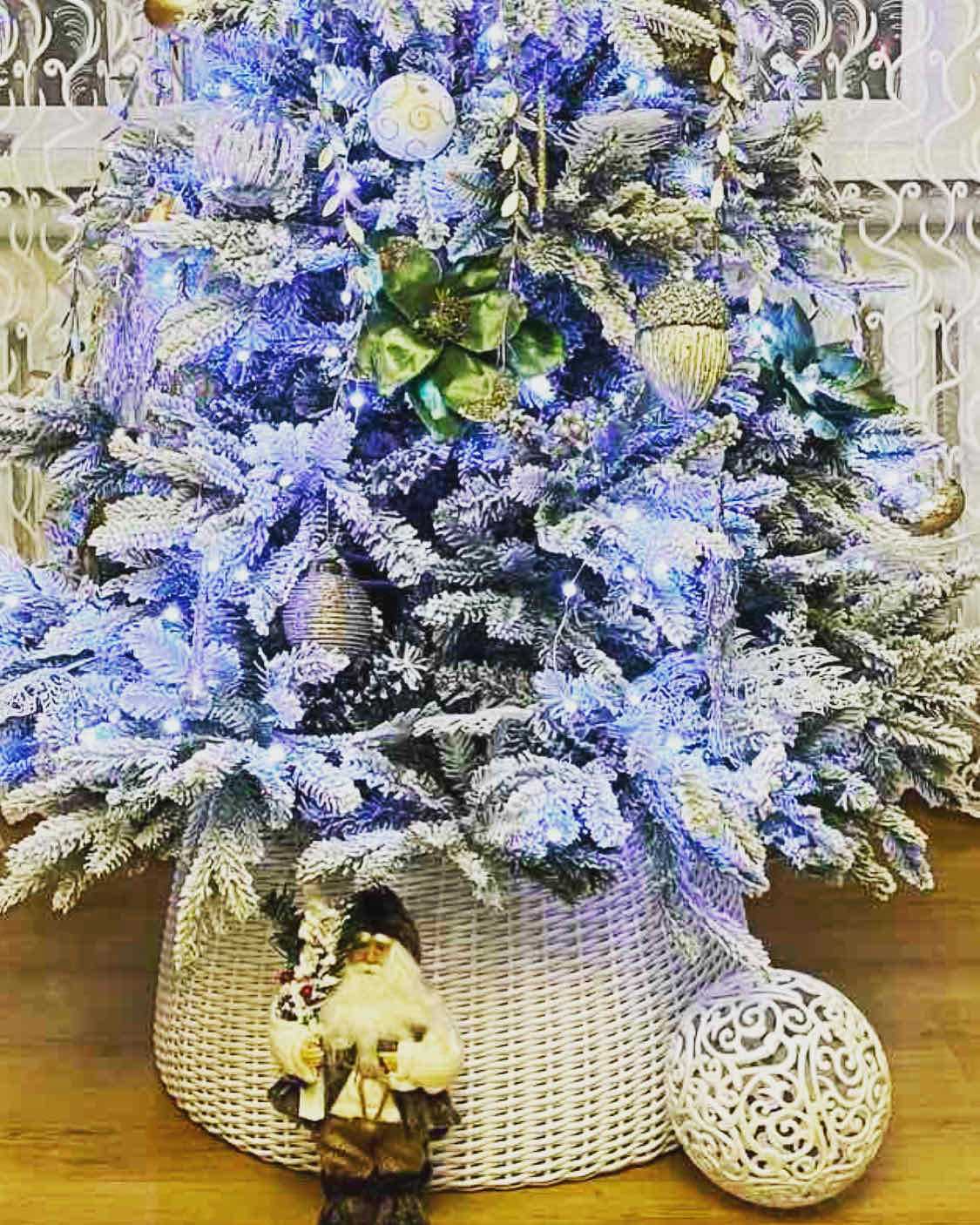 

Юбка под ёлочку на пластиковой основе диаметром 65 см HAND MADE