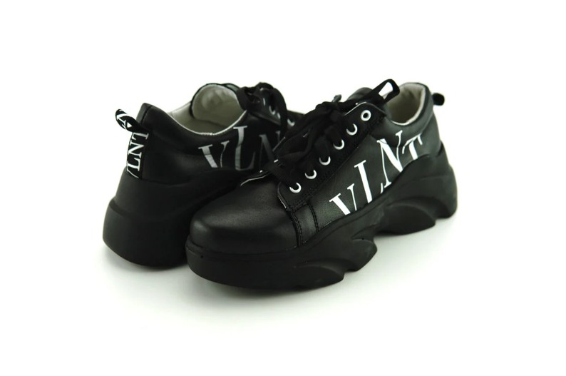 

Кроссовки Trendy Украина КЖ-40 черный 40(р) 02191