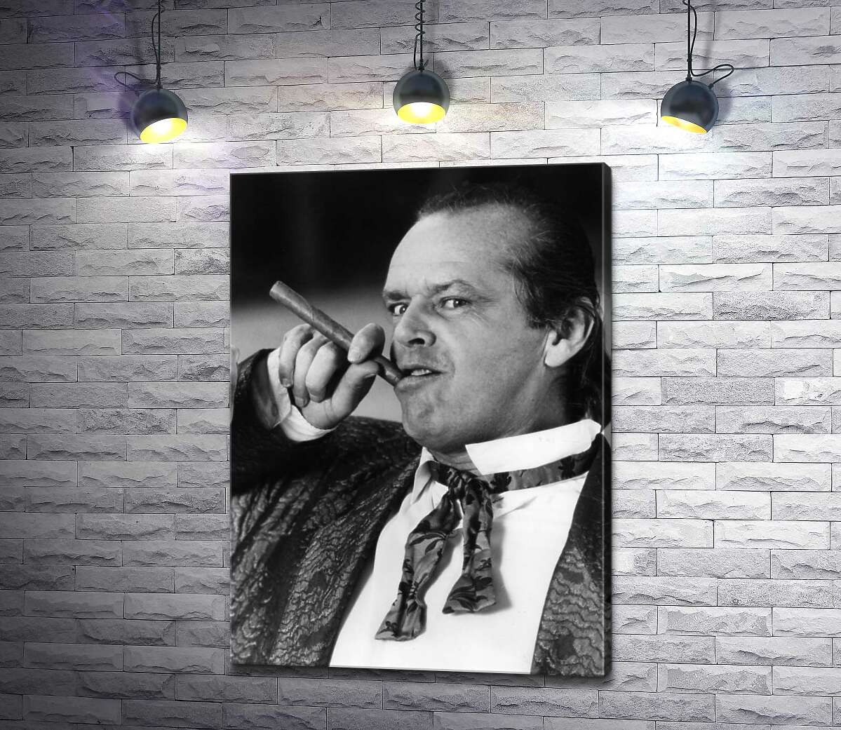 

Картина ArtPoster Актер Джек Николсон (Jack Nicholson) позирует с сигарой на черно-белом снимке 130x181 см Модуль №1