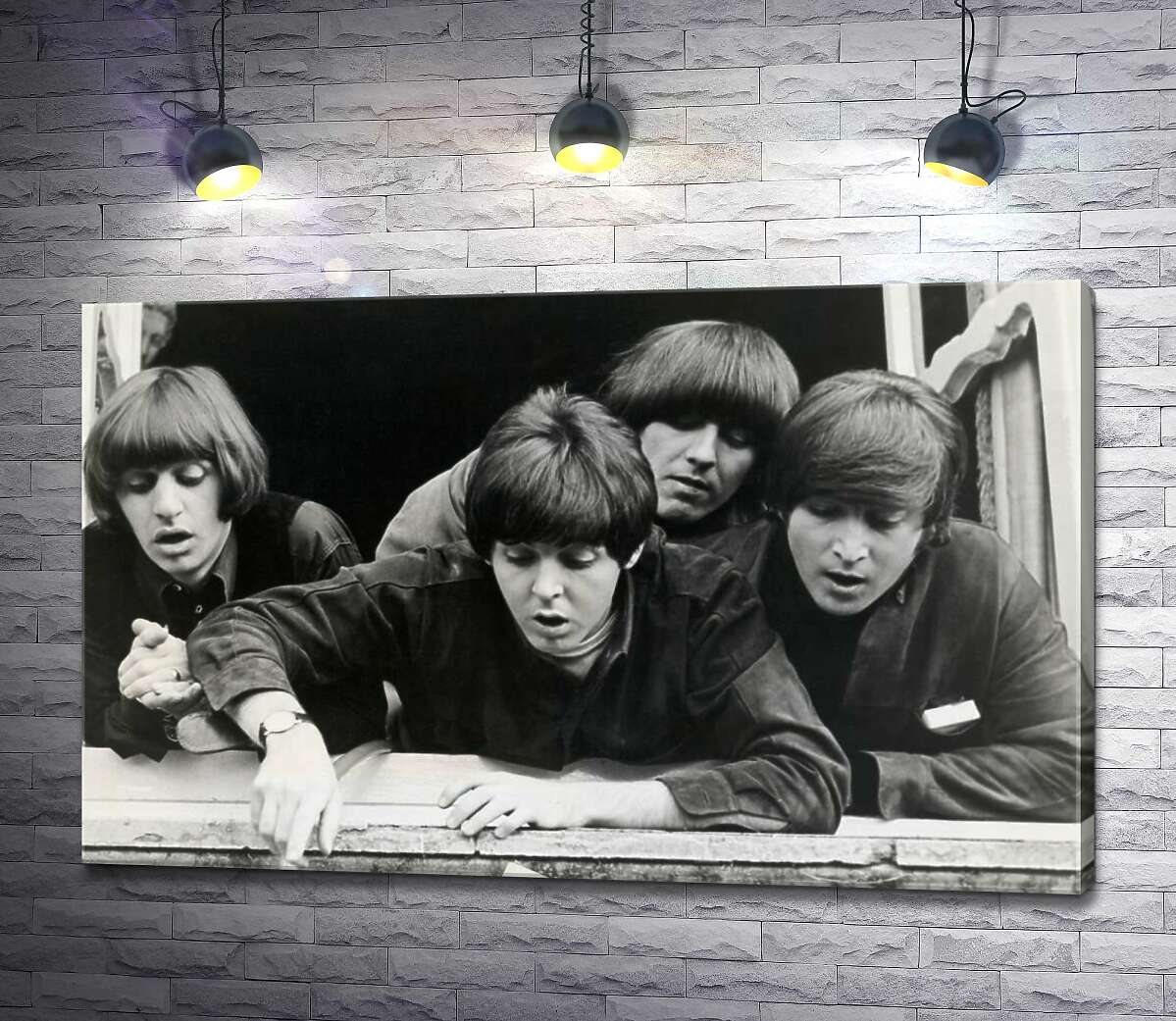 

Картина ArtPoster The Beatles смотрят с окна вниз на улицу 100x63 см Модуль №1