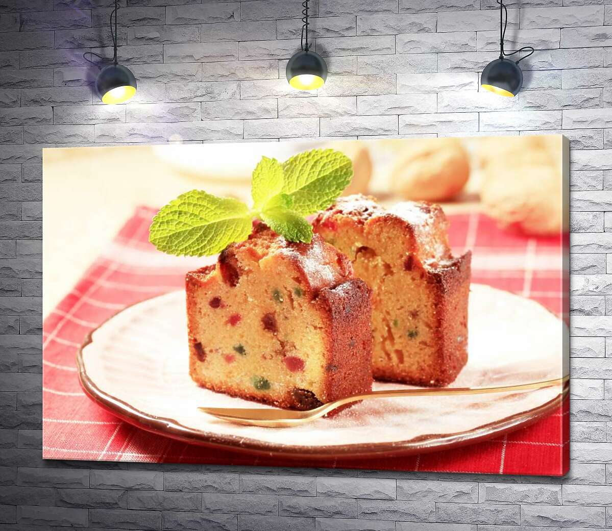 

Картина ArtPoster Золотистый кекс с цветными кусочками сухофруктов 100x67 см Модуль №1