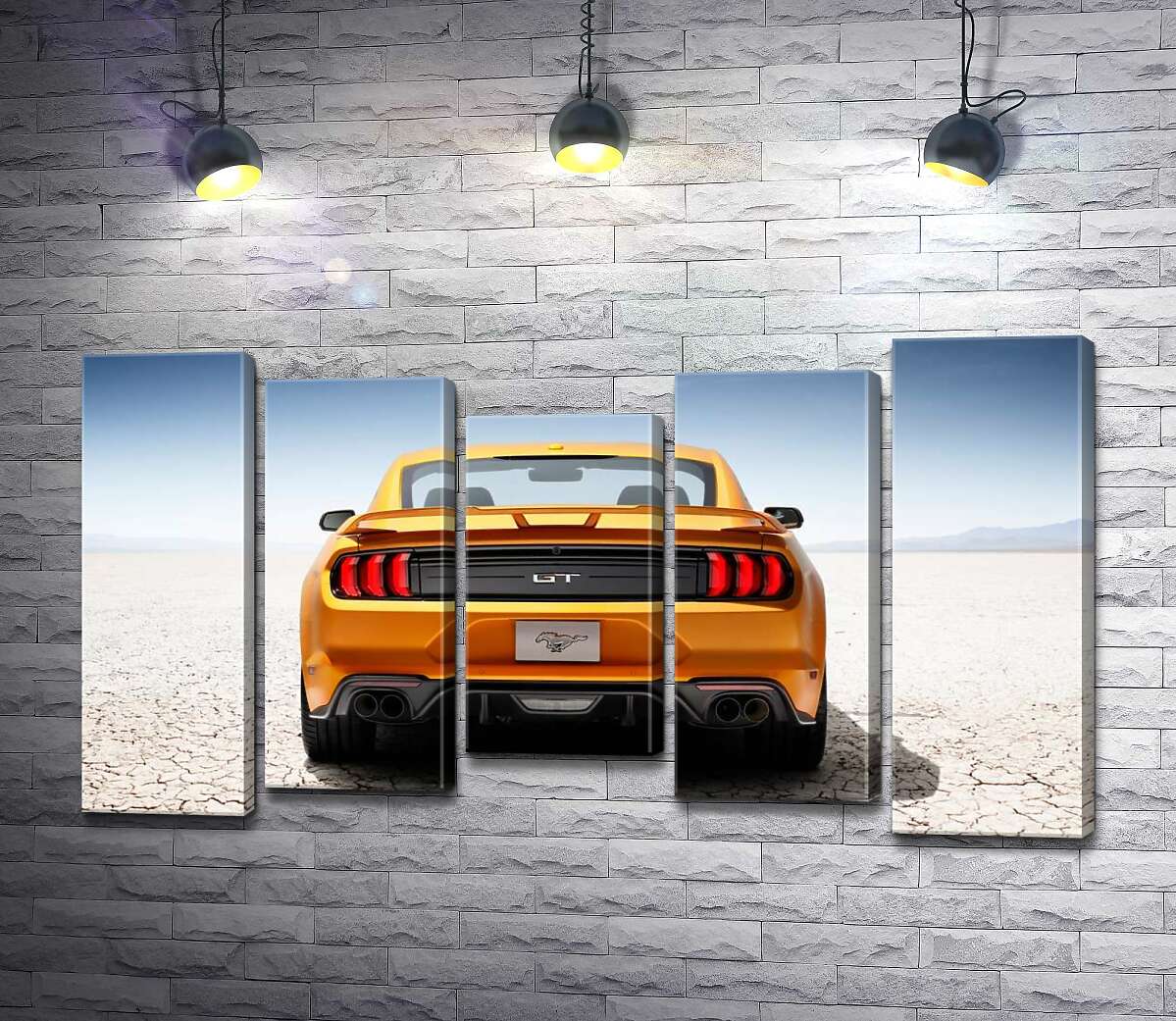

Модульная картина ArtPoster Желтый автомобиль Ford Mustang GT среди пустыни 100x58 см Модуль №28
