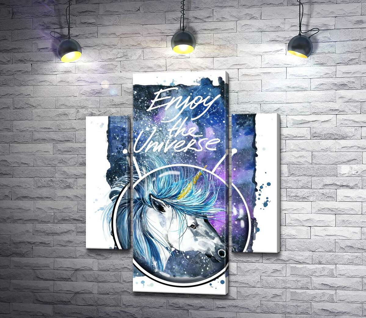 

Модульная картина ArtPoster Голубая грива единорога развевается в космическом пространстве рядом с надписью "Enjoy the Universe" 131x168 см Модуль №7