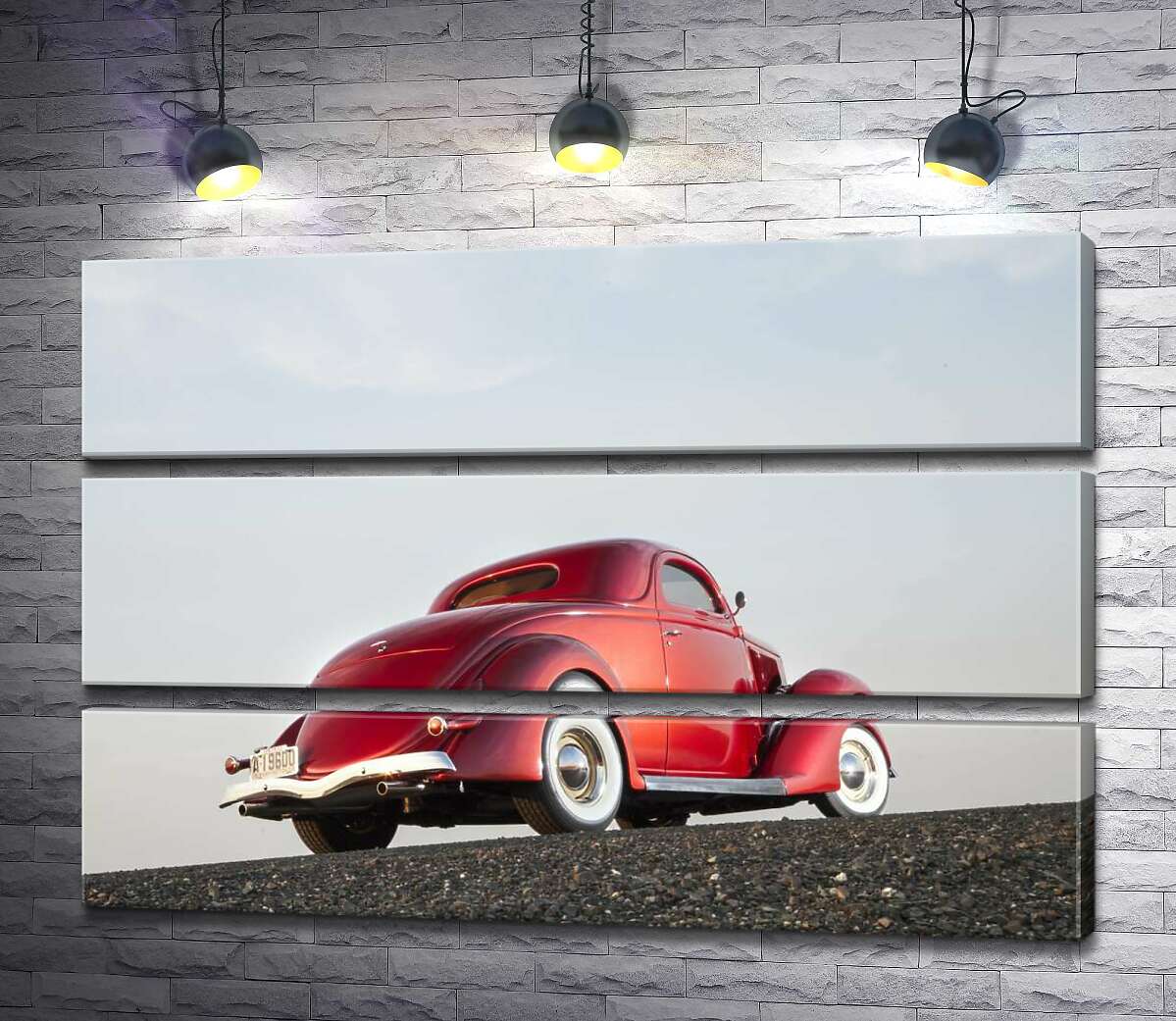 

Модульная картина ArtPoster Компактный автомобиль Ford Coupe штурмует вершину дороги 130x87 см Модуль №13