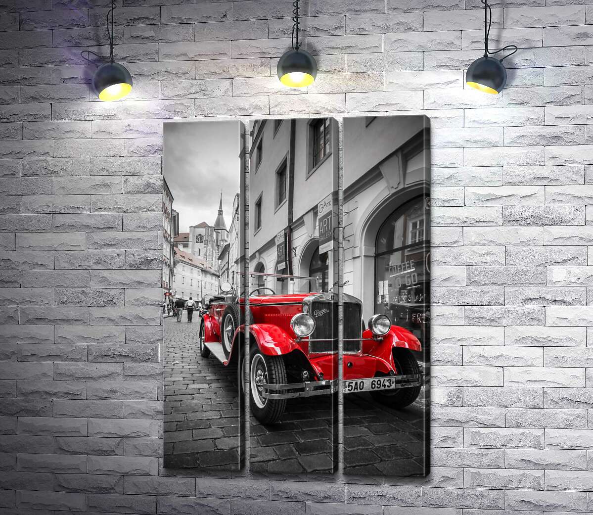 

Модульная картина ArtPoster Красная яркость ретро-автомобиля Praga Alfa на улицах Праги 102x150 см Модуль №11
