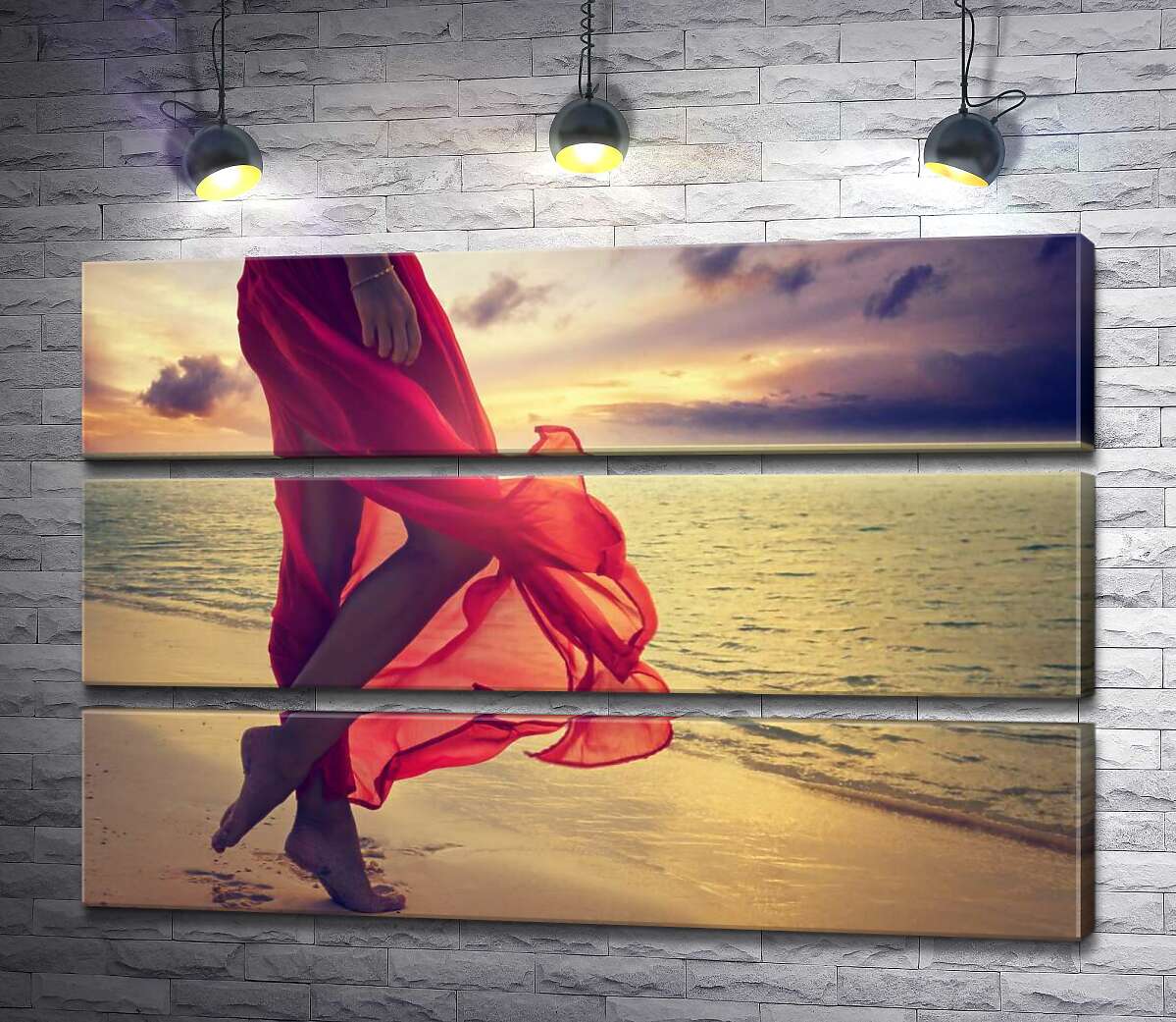 

Модульная картина ArtPoster Красная ткань прозрачного платья развевается от морского бриза 90x60 см Модуль №13