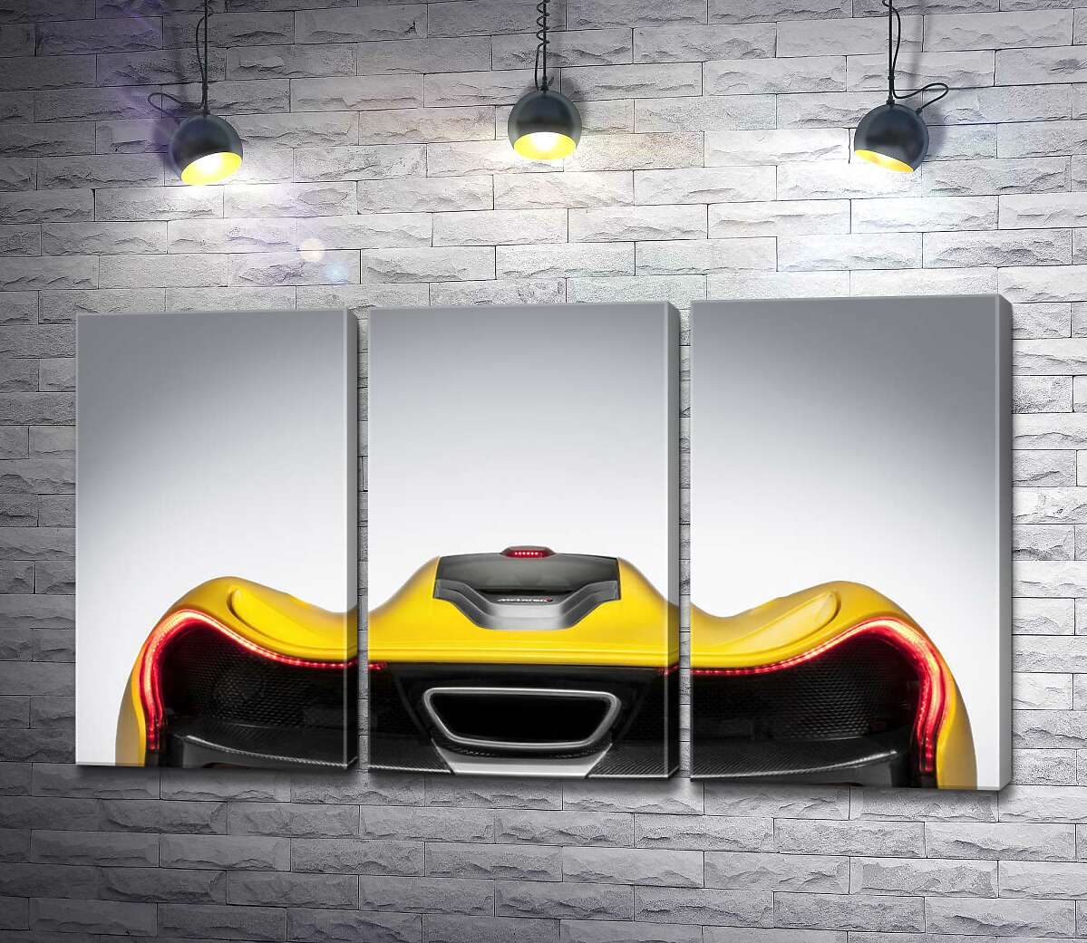 

Модульная картина ArtPoster Плавные изгибы бампера суперкара McLaren P1 132x75 см Модуль №11