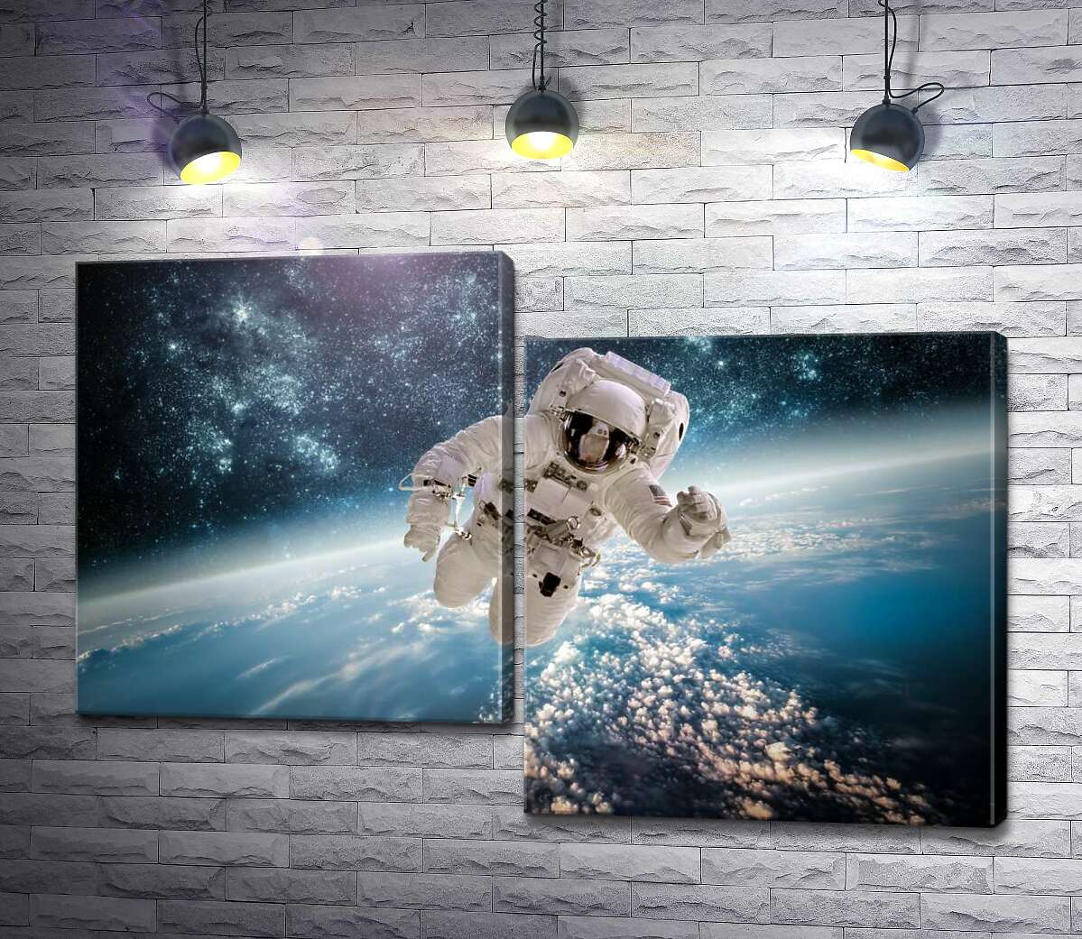 

Модульная картина ArtPoster Полет космонавта над планетой 100x68 см Модуль №5