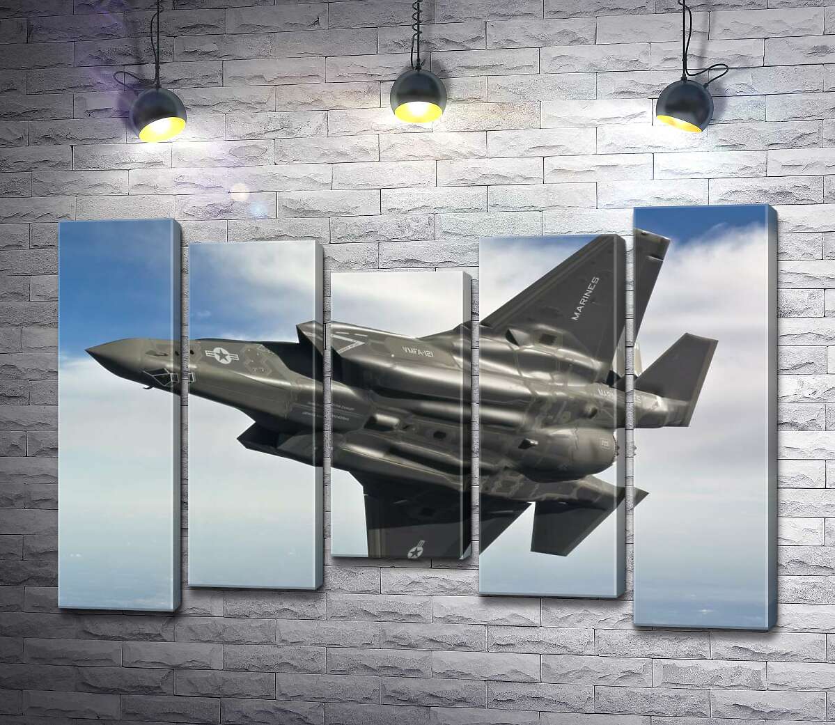

Модульная картина ArtPoster Сверхзвуковой американский истребитель-бомбардировщик в полете 130x88 см Модуль №28