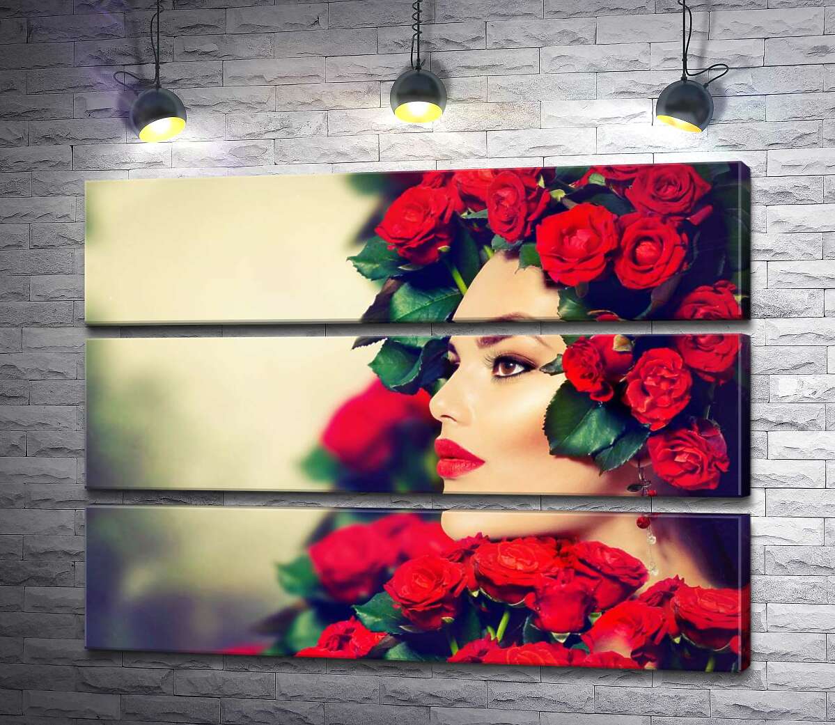 

Модульная картина ArtPoster Профиль девушки в украшении горяще-красных роз 82x60 см Модуль №13