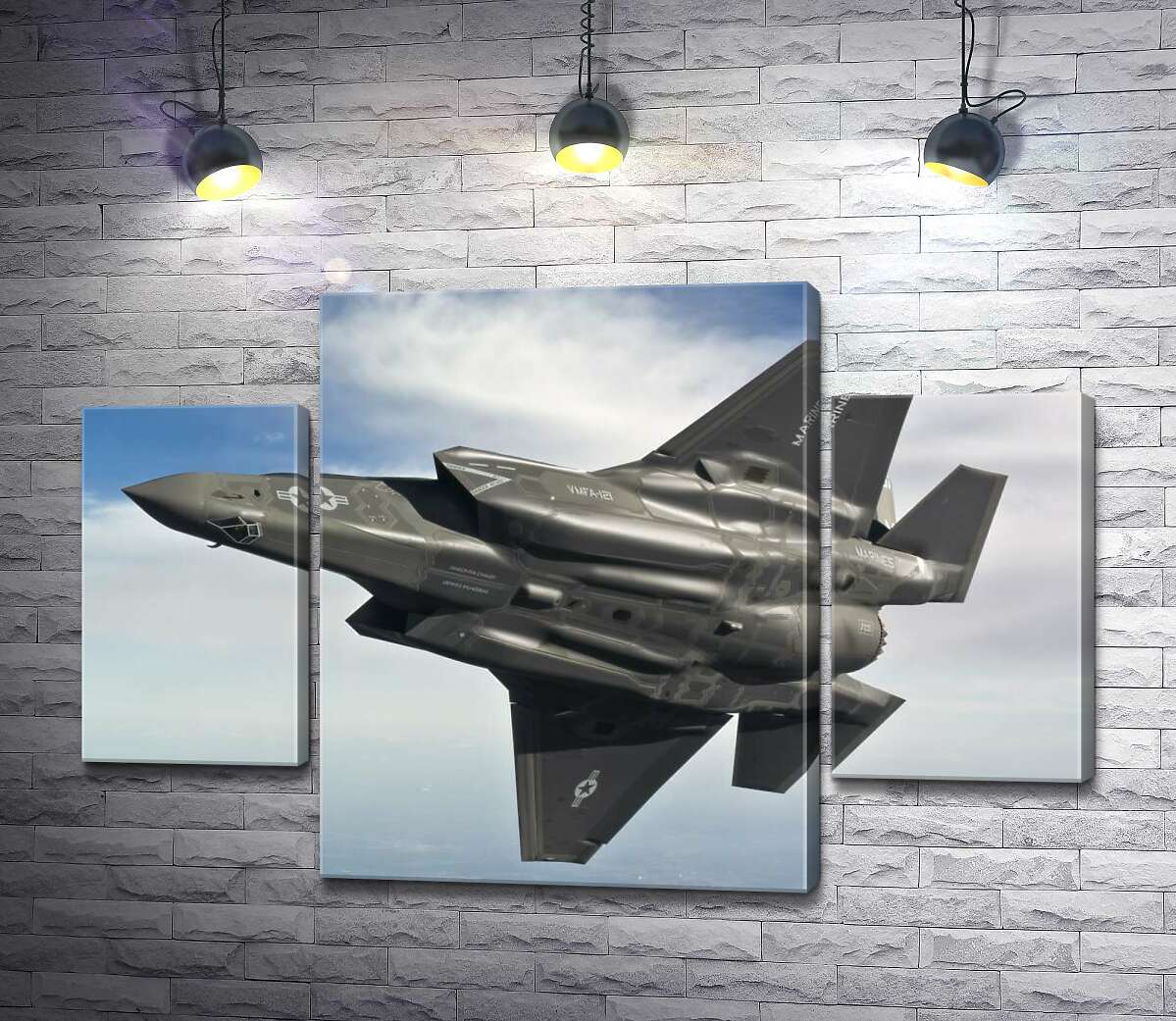 

Модульная картина ArtPoster Сверхзвуковой американский истребитель-бомбардировщик в полете 100x69 см Модуль №7