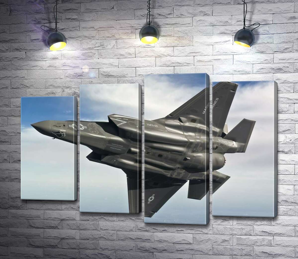 

Модульная картина ArtPoster Сверхзвуковой американский истребитель-бомбардировщик в полете 100x69 см Модуль №21