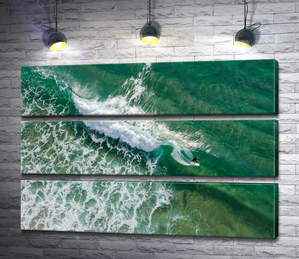 

Модульная картина ArtPoster Смелый серфингист выныривает из гребня волны 100x69 см Модуль №13