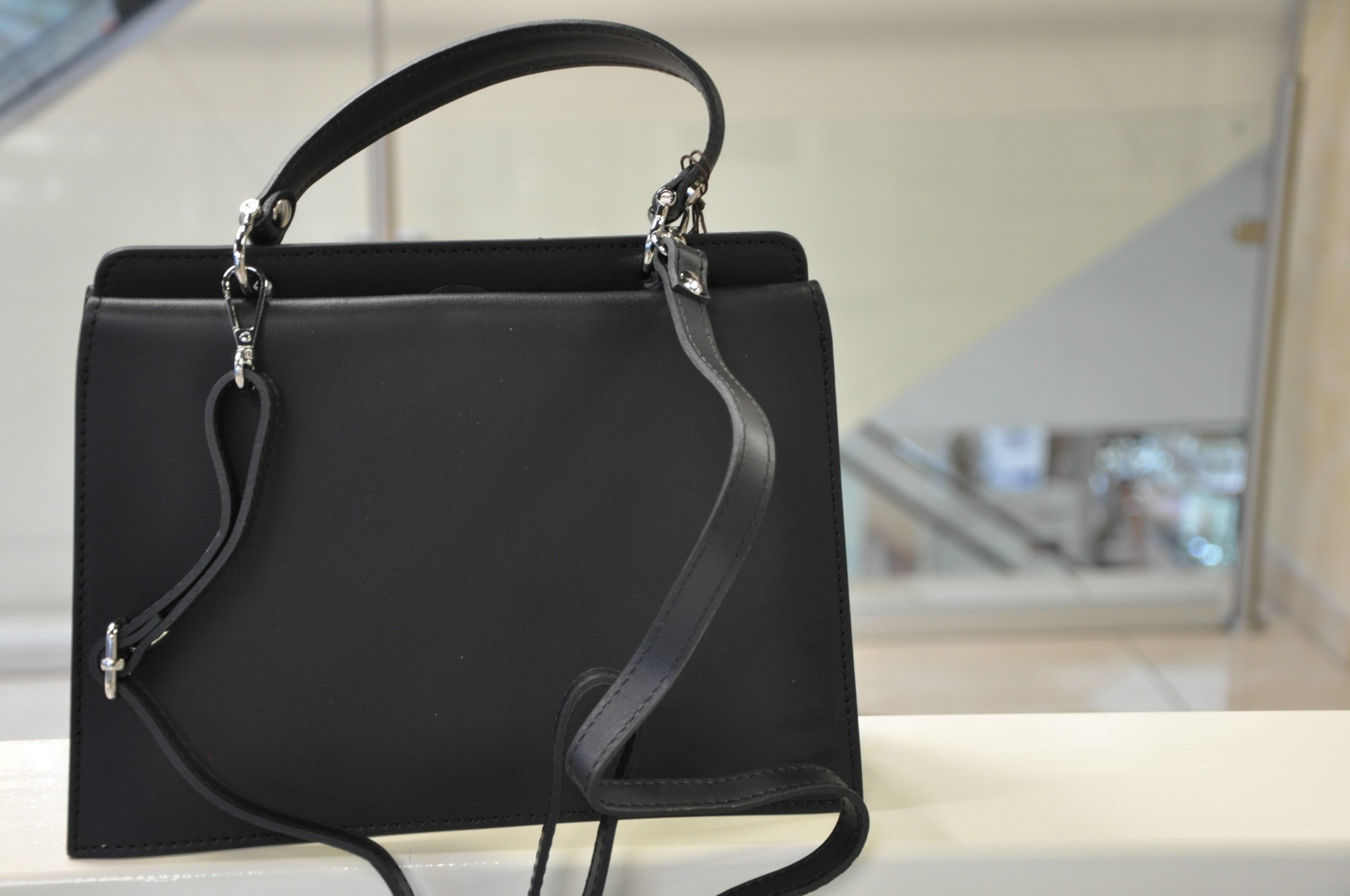 

Сумка женская ALTA QUALITA ITALIANA черная 695060