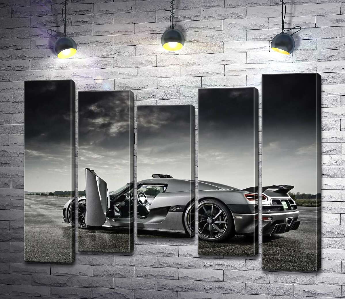 

Модульная картина ArtPoster Шведский гиперкар Koenigsegg Agera под переливами грозовых облаков 130x99 см Модуль №28