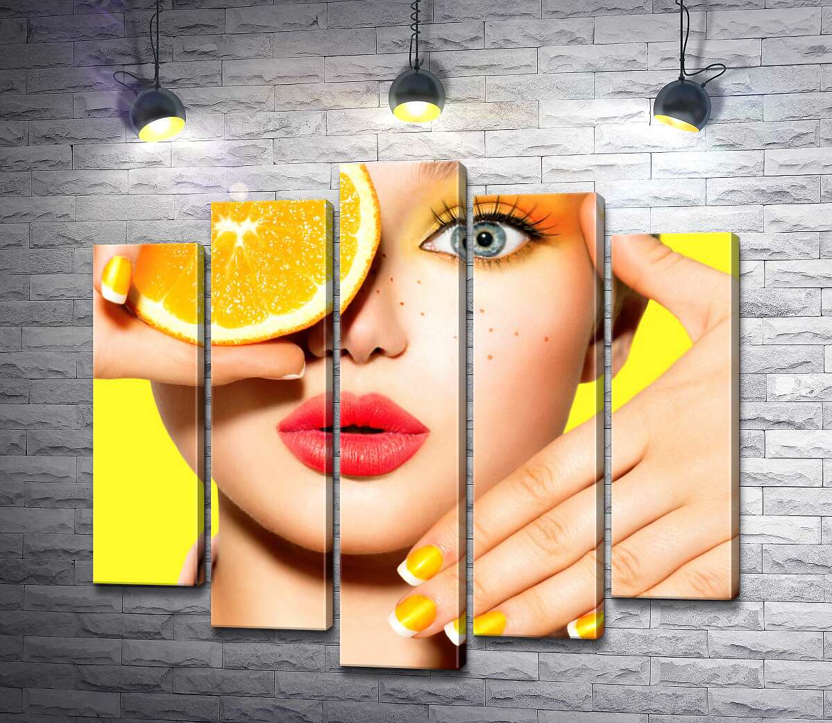 

Модульная картина ArtPoster Цитрусовая сочность оранжевого образа девушки 130x121 см Модуль №26