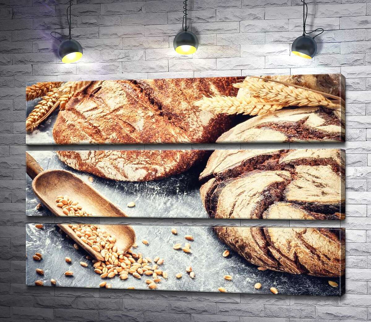 

Модульная картина ArtPoster Хрустящие буханки хлеба среди колосьев и зерен пшеницы 90x60 см Модуль №13