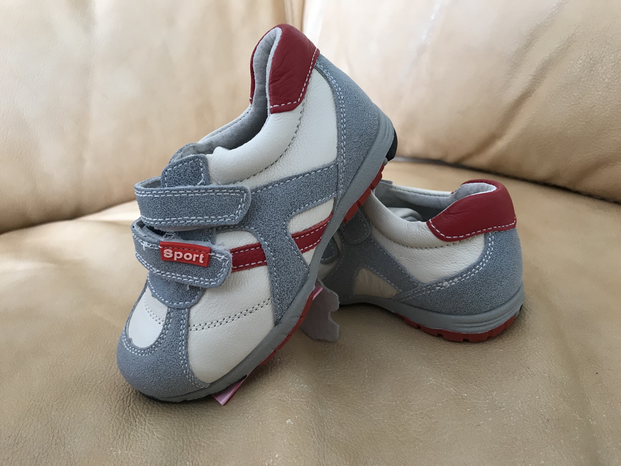 

Кроссовки детские Lilian shoes 25 р 14,8 см серый