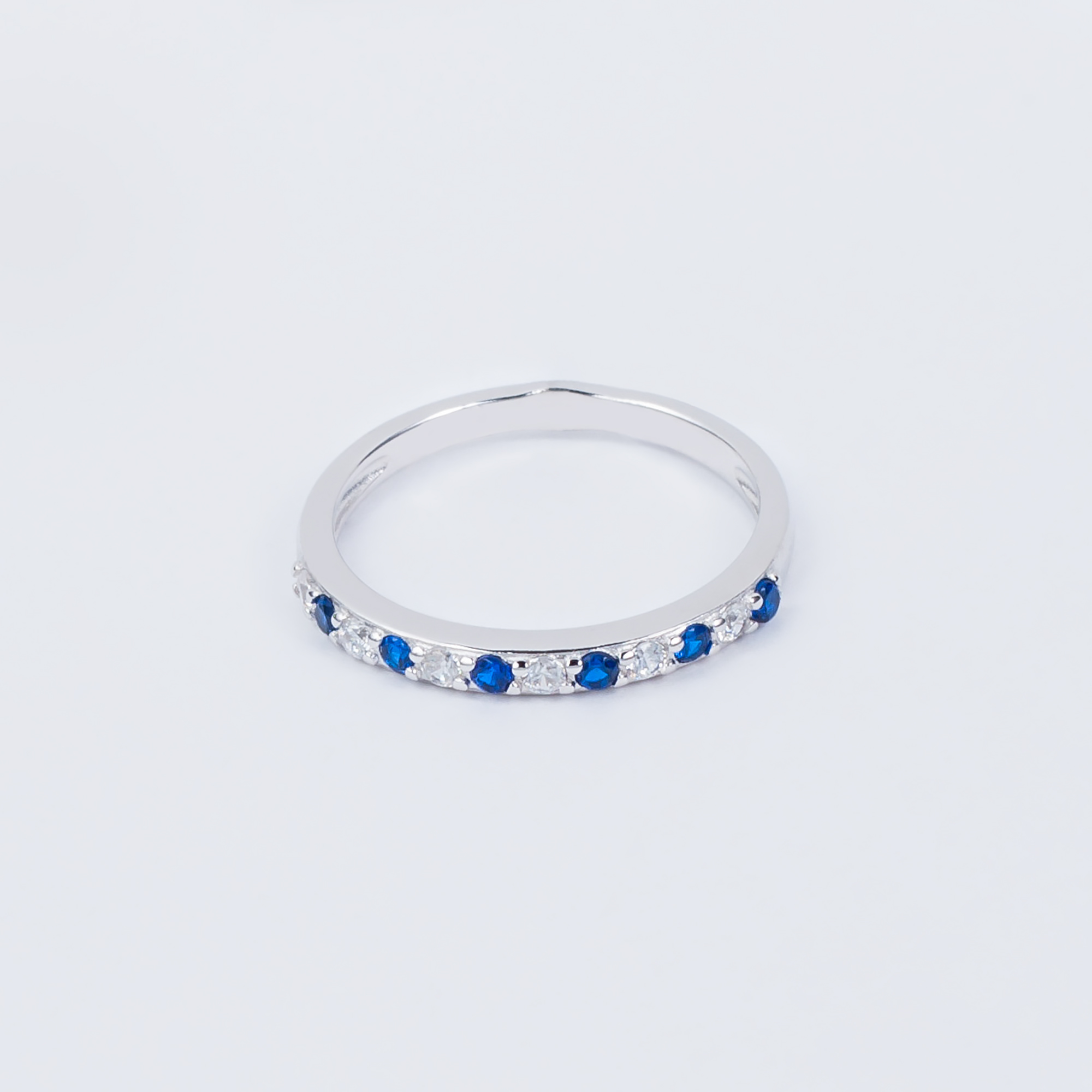 

Каблучка TOP Silver розмір 16,0 1,30 г