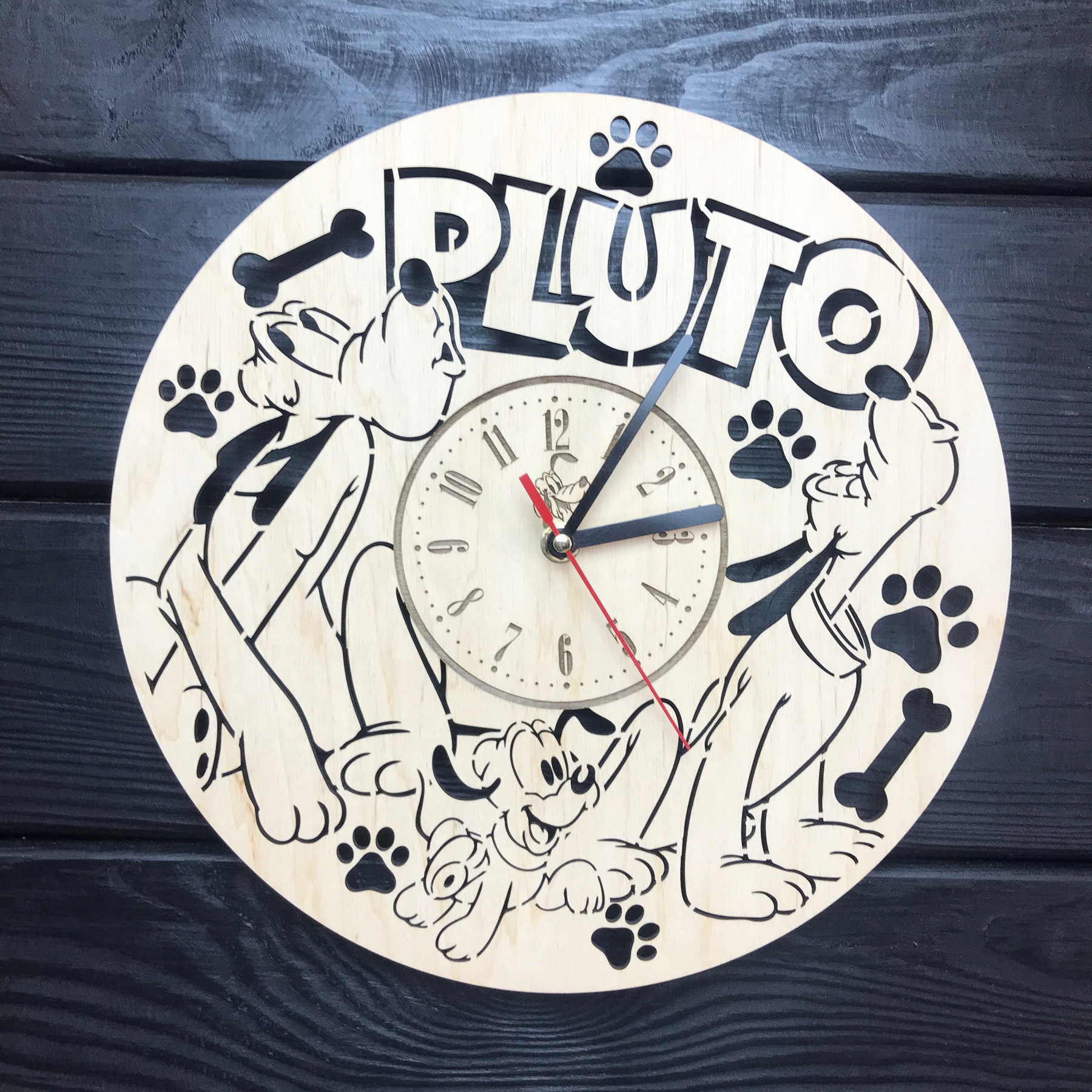 

Детские деревянные часы на стену Pluto CL-0529