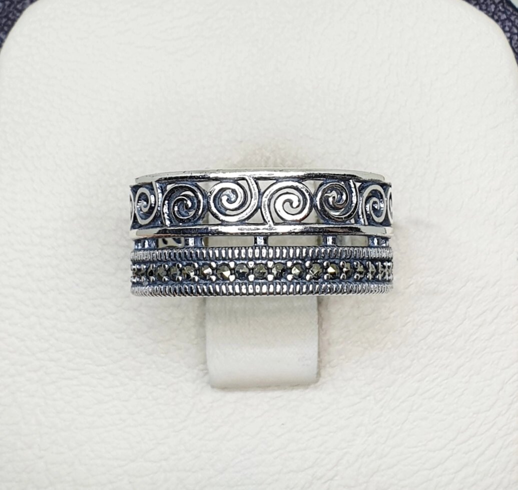 

Кольцо серебряное с марказитом 19 4,15 г