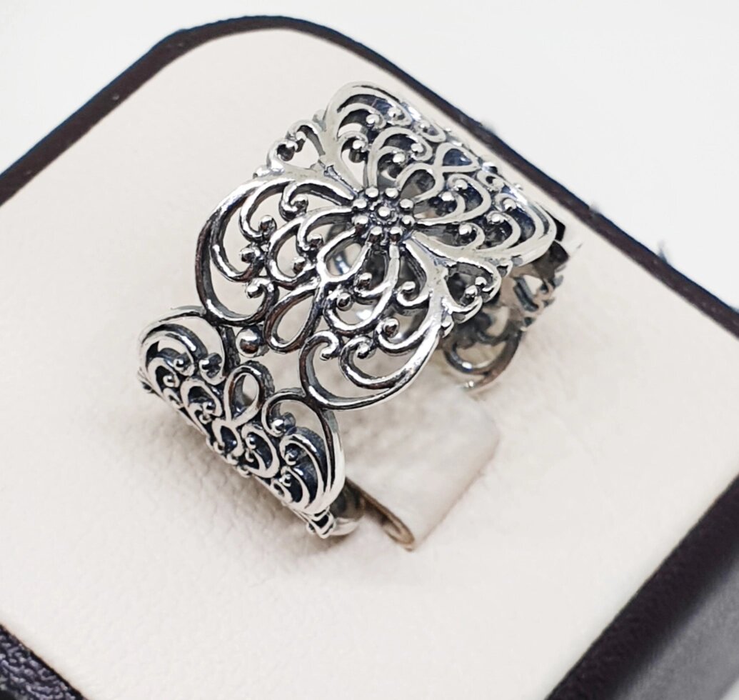 

Кольцо серебряное 19,5 6,47 г