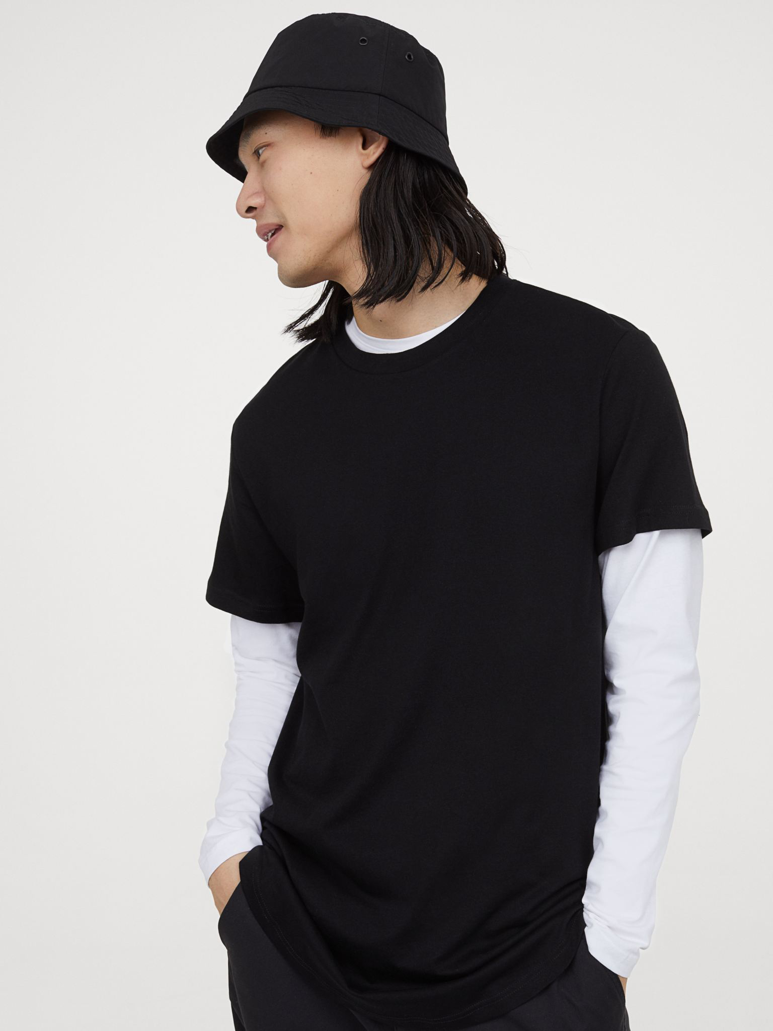 

Футболка H&M 5987552 XXL Черная