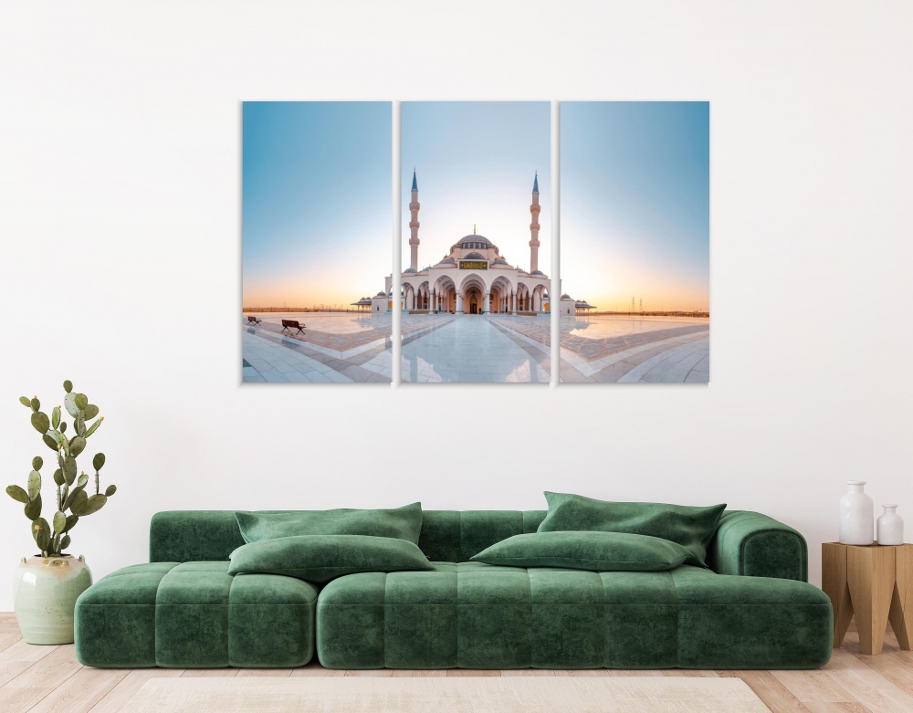 

Картина на холсте Модульные Модульная картина Sharjah New Mosque Attraction 3 картины 30х60 см.