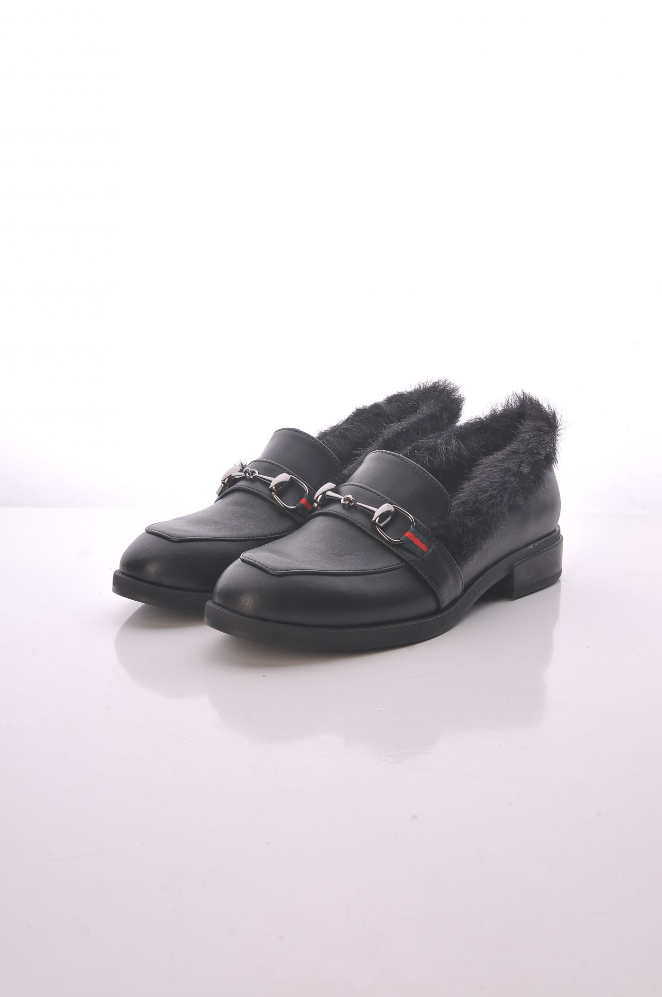 

Женские Лоферы Sofi&Mshoes Черные с мехом 40