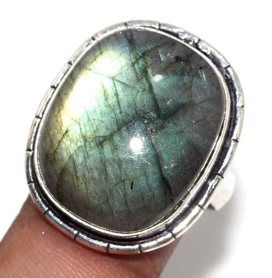 

Кольцо с камнем лабрадорит, 19 размер Q46606