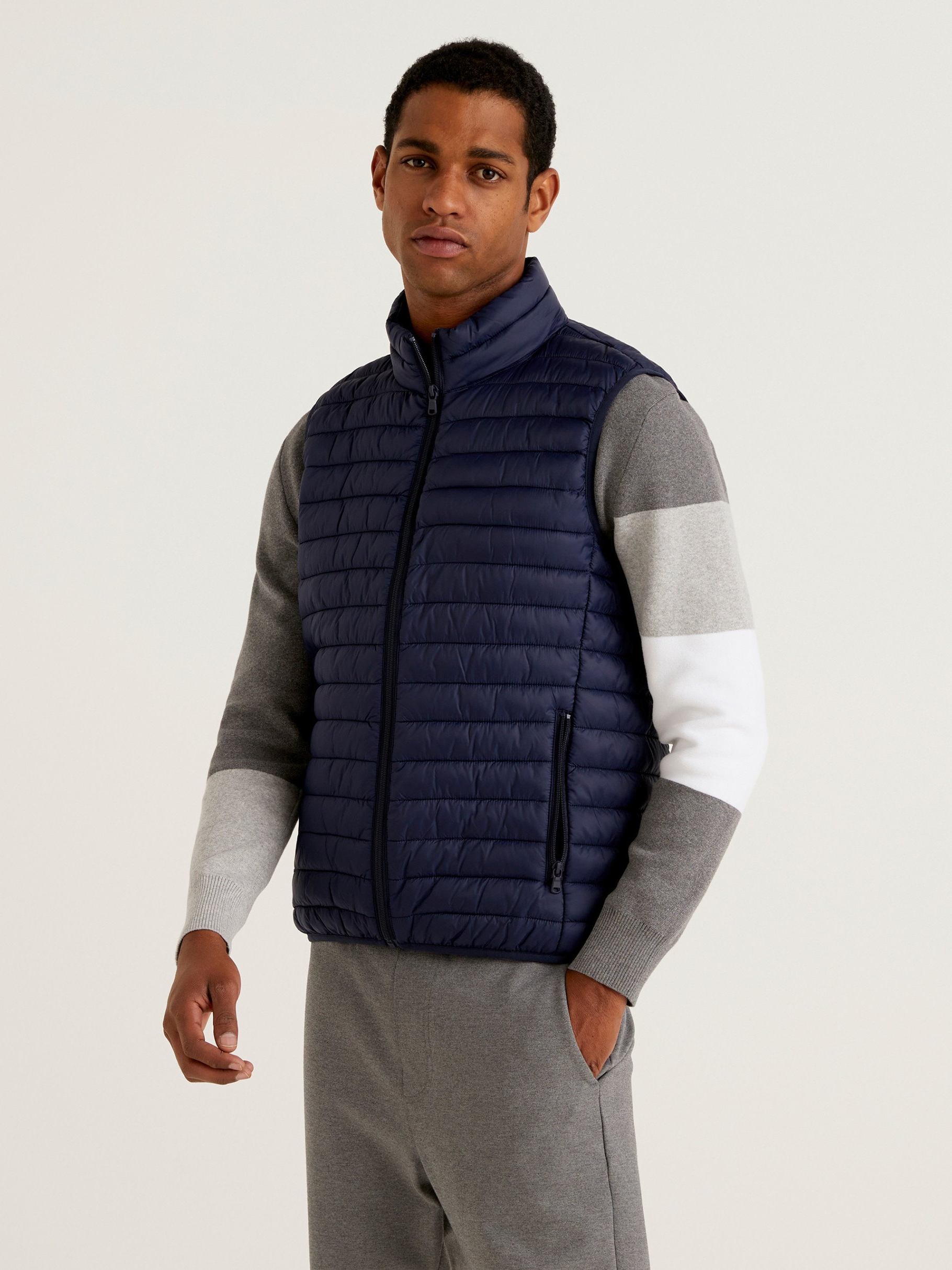 

Жилет United Colors of Benetton 2BA2UJ001-016, Жилет United Colors of Benetton 2BA2UJ001-016 L