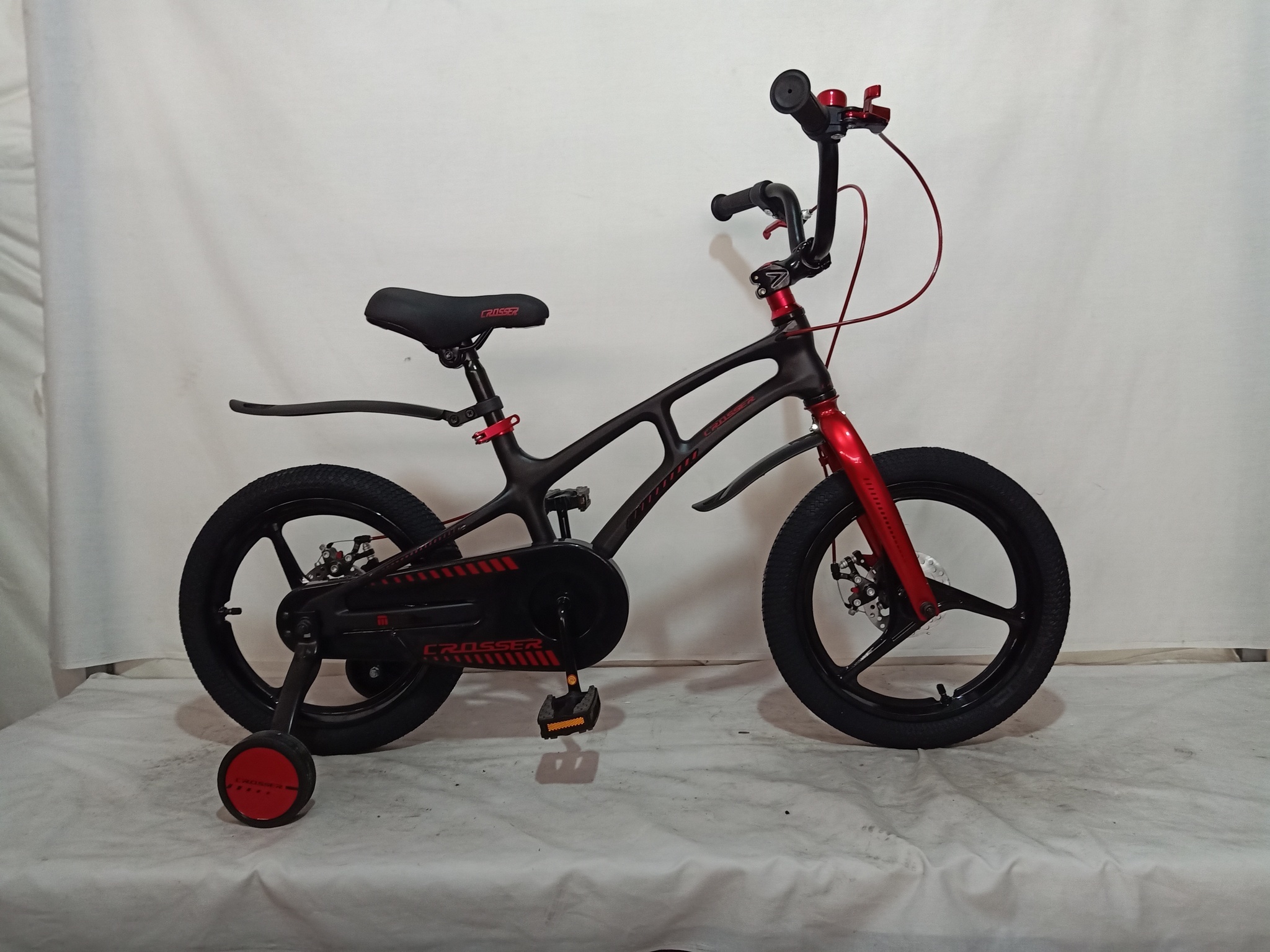 

Велосипед Crosser MAGNESIUM BIKE стальная вилка 18" Black / Red (MAGNESIUM18S)