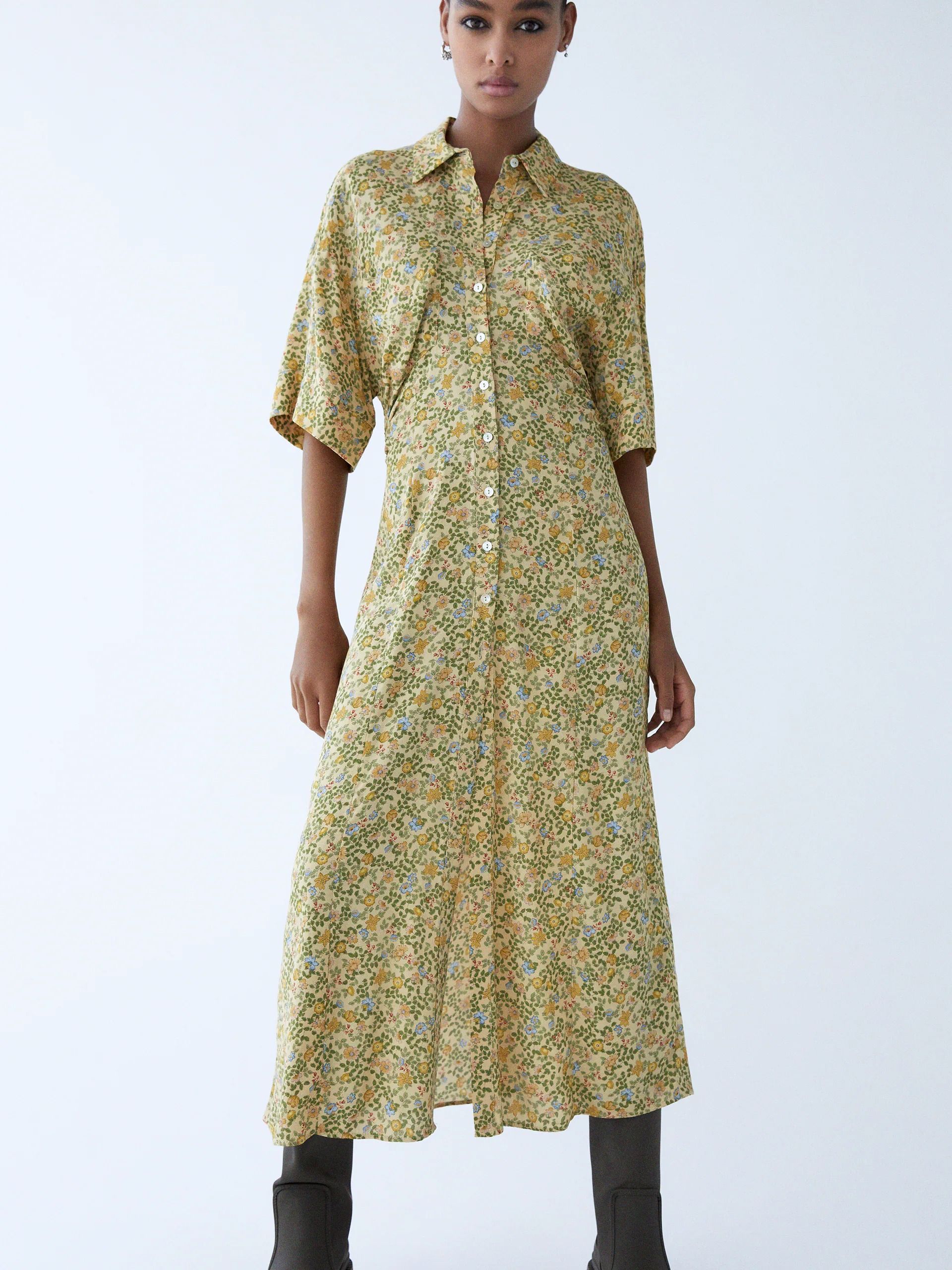 

Платье Zara 8342/324/733  Бежевое, Платье Zara 8342/324/733 M Бежевое