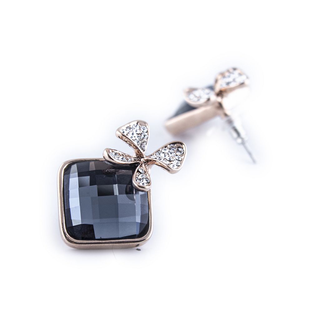 

Сережки з позолотою 750 проби з сірими кристалами Swarovski BoutiqueTV