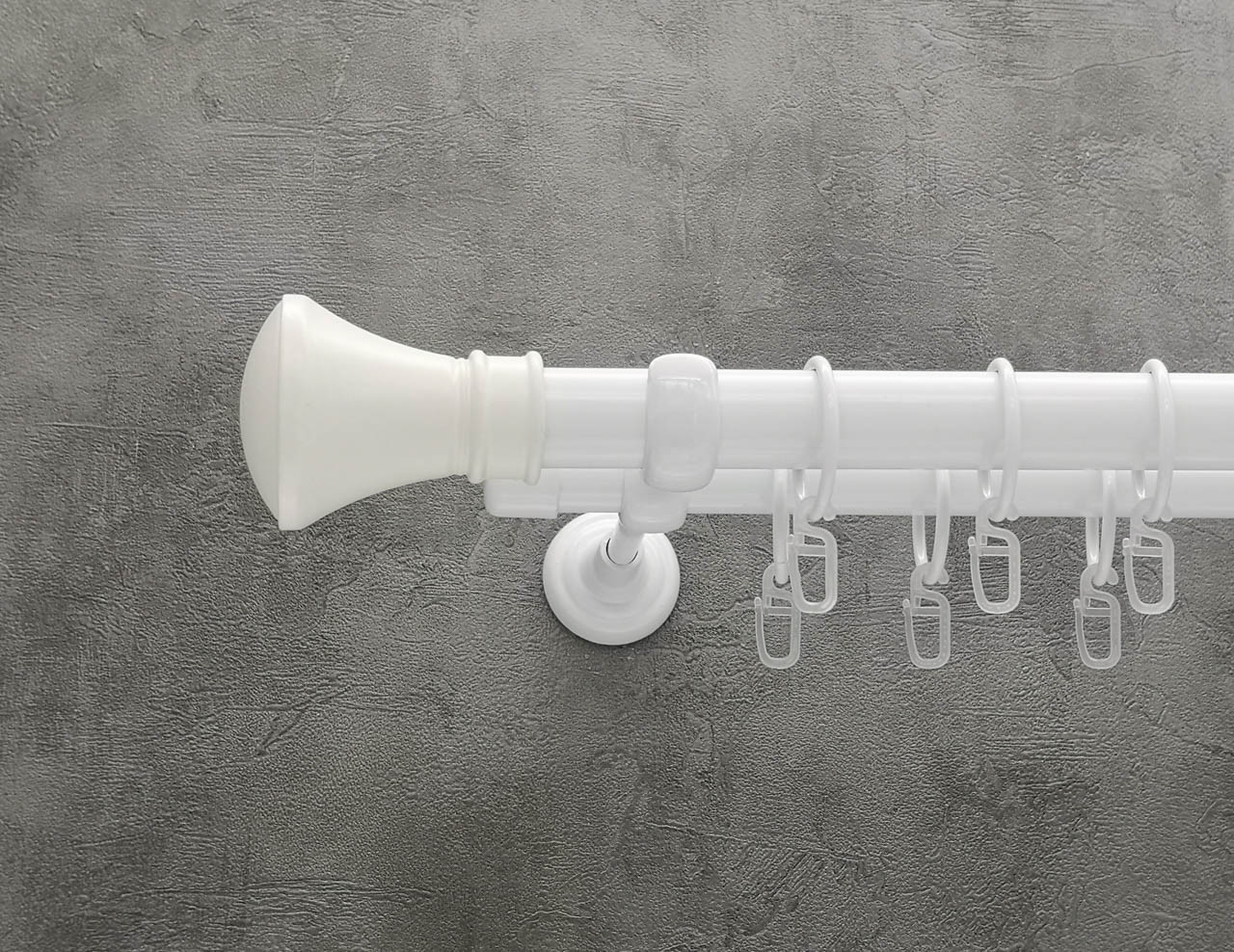 

Карниз Quadrum Люксор 300 см двойной Белый открытый 25/19 мм гладкая (кольца с крючками)