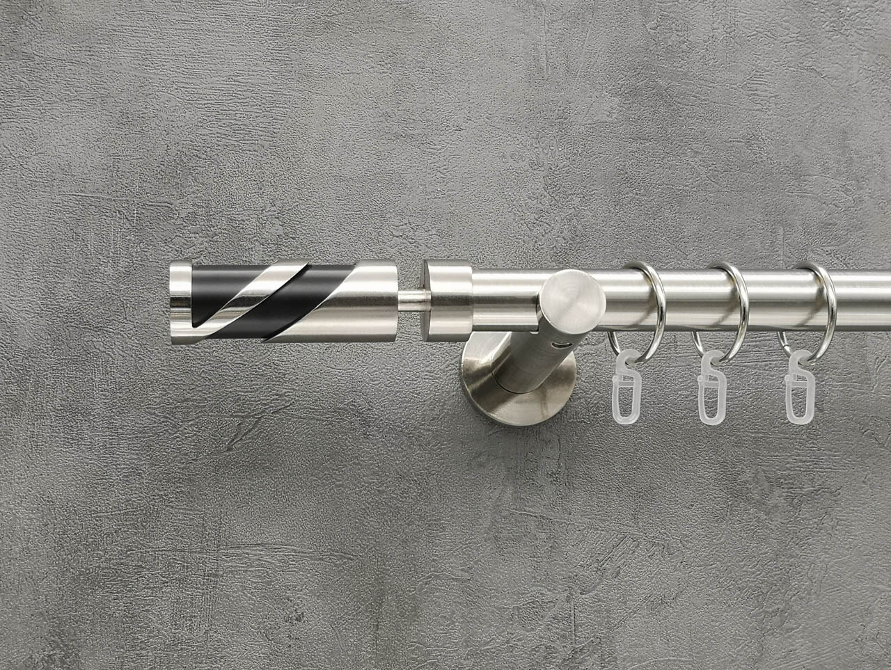 

Карниз Quadrum Сиена 400 см одинарный Сталь универсальный 25 мм гладкая (кольца с крючками)