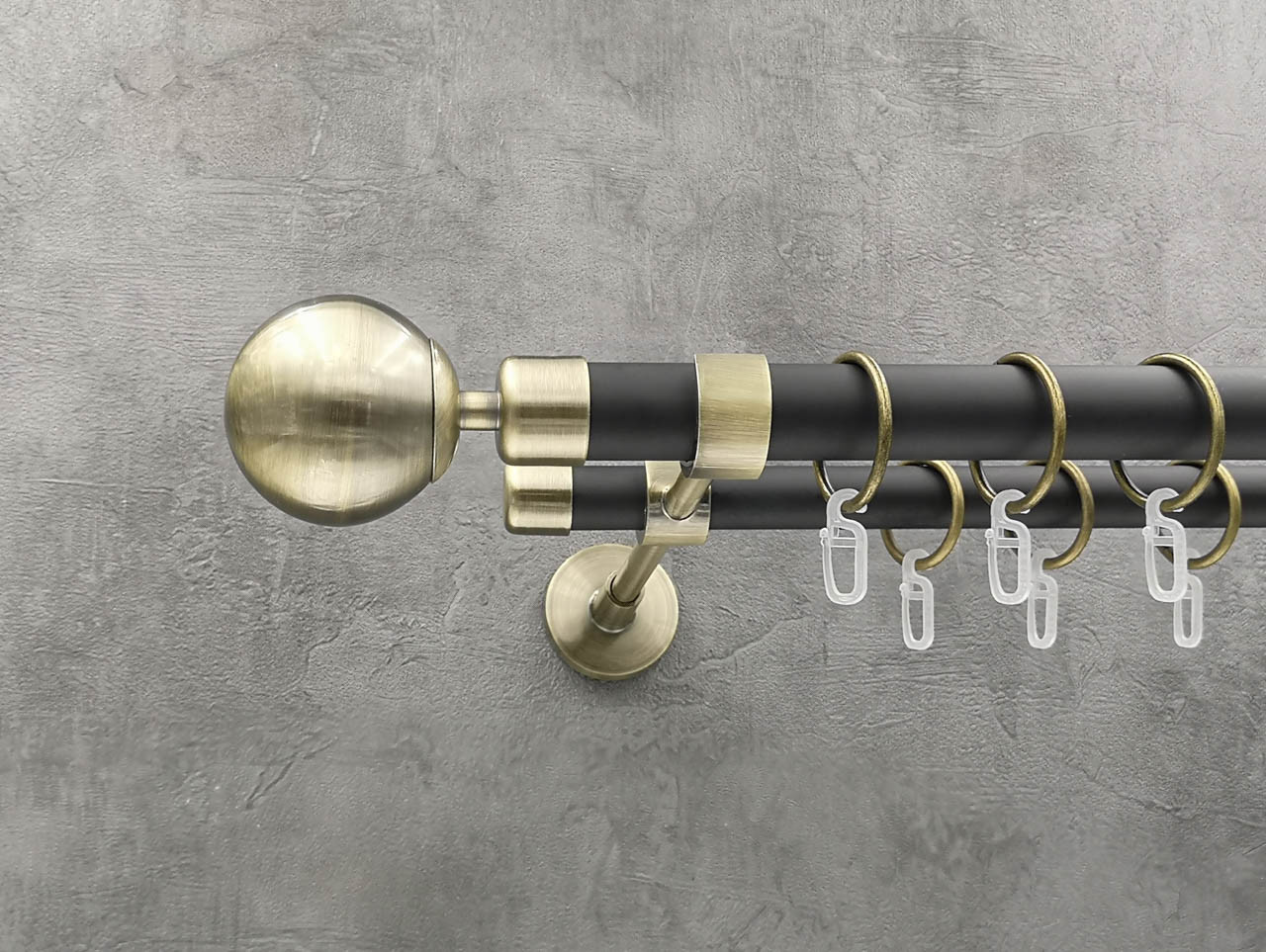 

Карниз Quadrum Шар 200 см двойной антик/черный матовый модерн 25 мм гладкая (кольца с крючками)