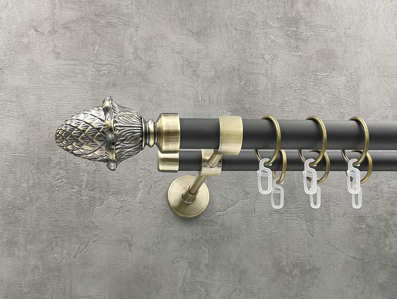 

Карниз Quadrum Шишка 160 см двойной антик/черный матовый модерн 25 мм гладкая (кольца с крючками)