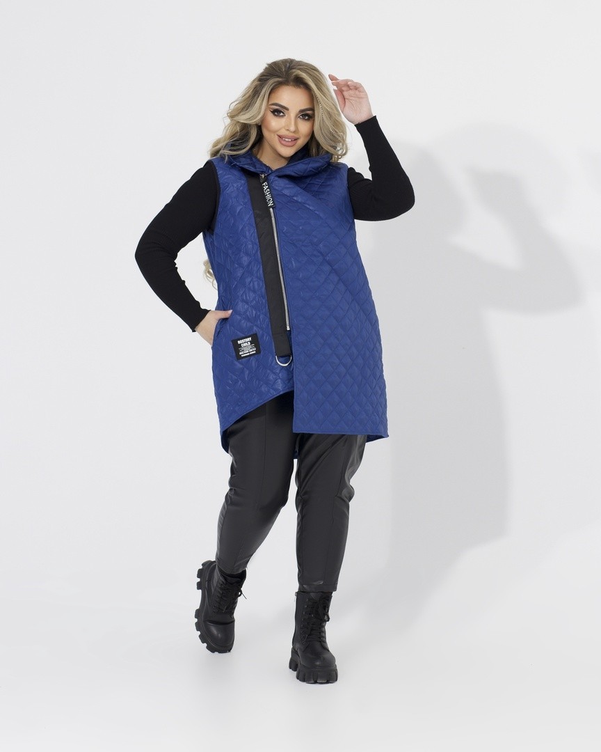 

Жилетка женская стеганая плащевка на молнии с капюшоном Miss Podium Синий, Жилетка женская стеганая плащевка на молнии с капюшоном Miss Podium Синий 52-54